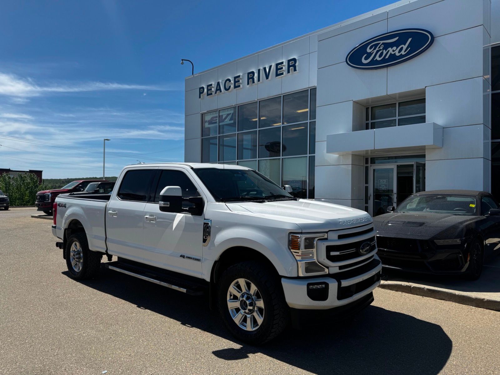  2020 Ford F-350 Super Duty Lariat Crew Cab 4WD   