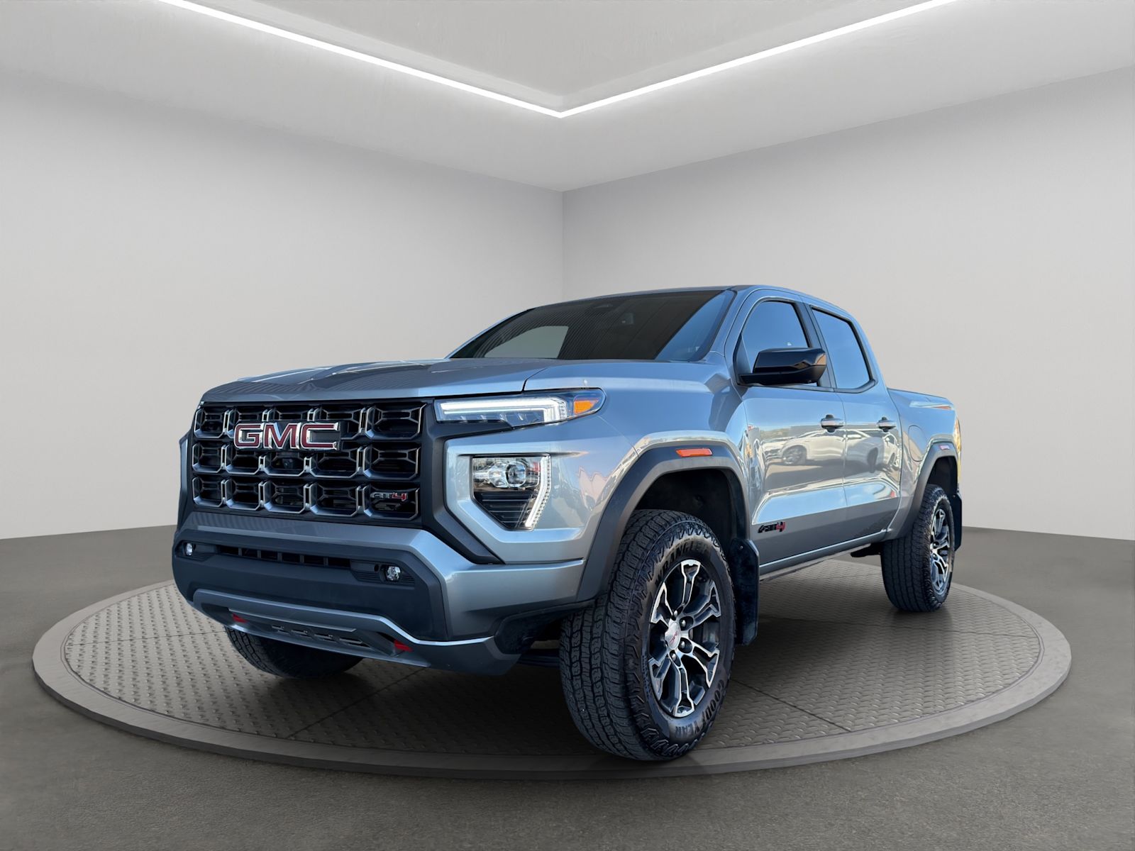 2025 GMC Canyon AT4 Crew Cab 4WD