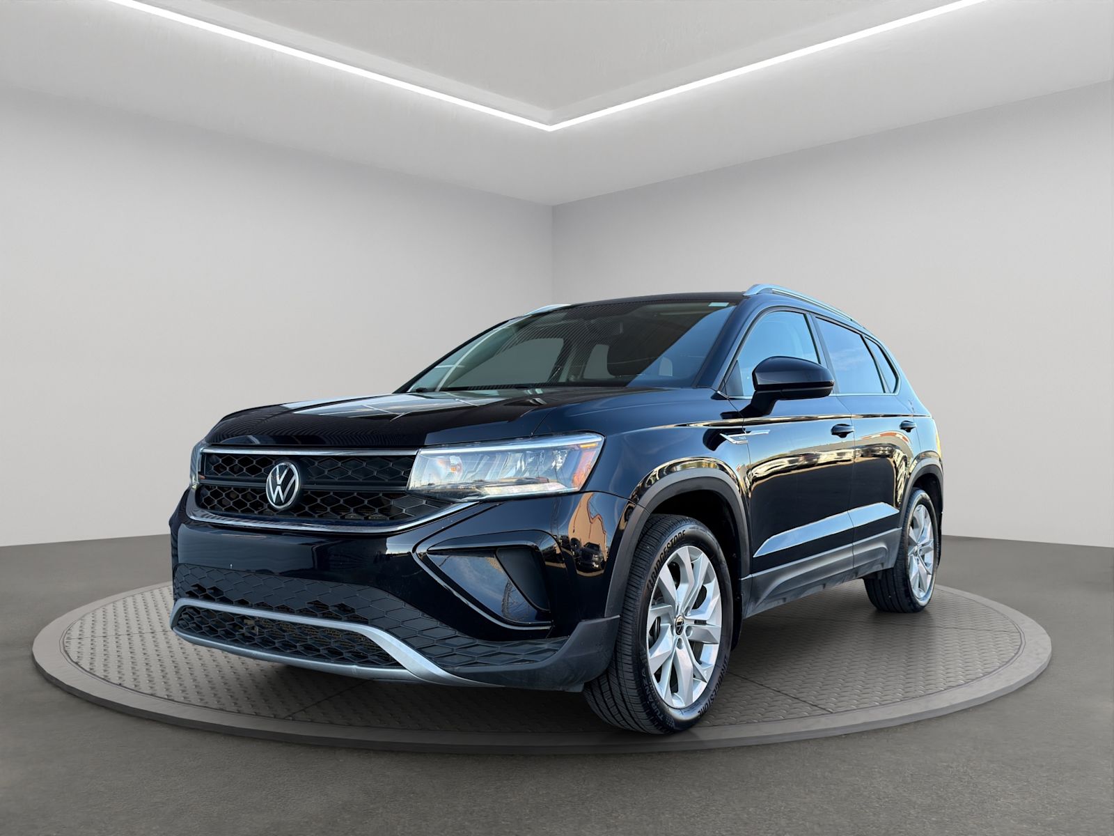2022 Volkswagen Taos SUV / Crossover 7-Speed Automatic