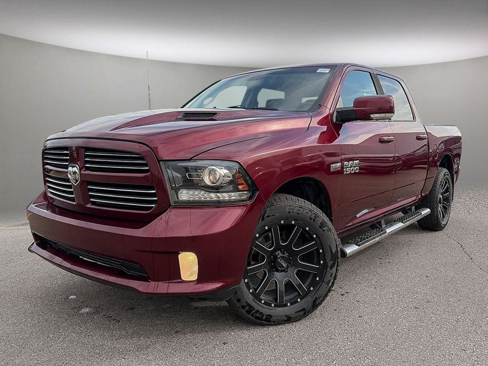 2016 RAM 1500 Pickup Truck Four-Wheel Drive 8-Speed Automatic