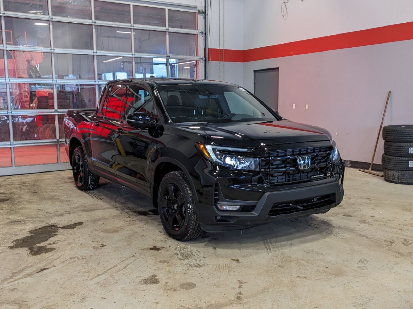 2025 Honda Ridgeline Black Edition AWD