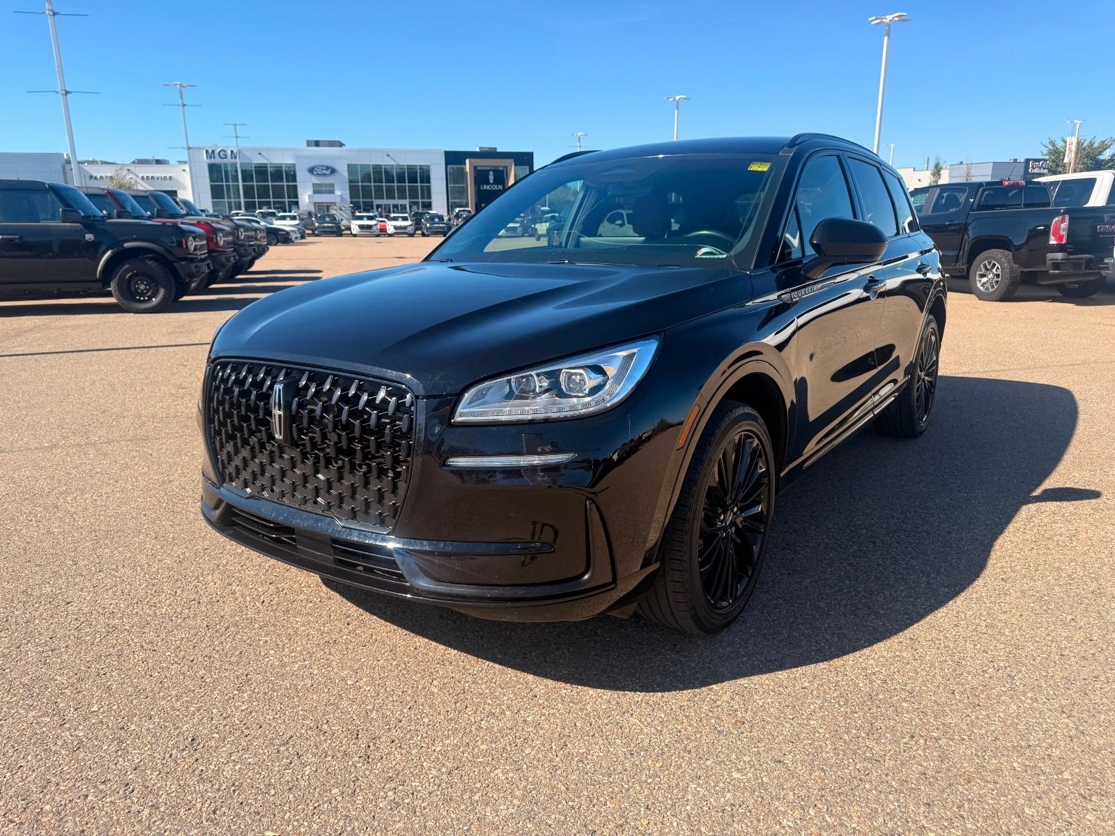  2023 Lincoln Corsair Reserve AWD   