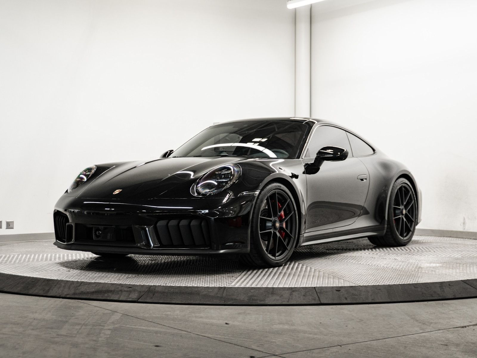  2025 Porsche 911 Coupe Rear-Wheel Drive 8-Speed Automatic