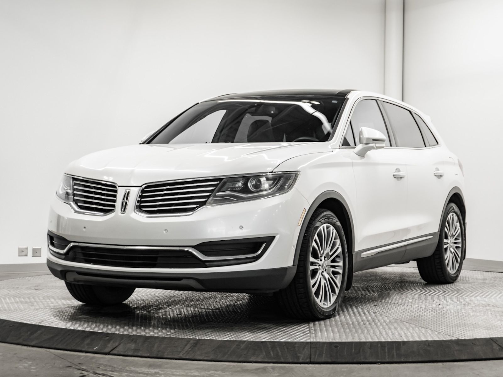 2016 Lincoln MKX SUV / Crossover All-Wheel Drive 6-Speed Automatic
