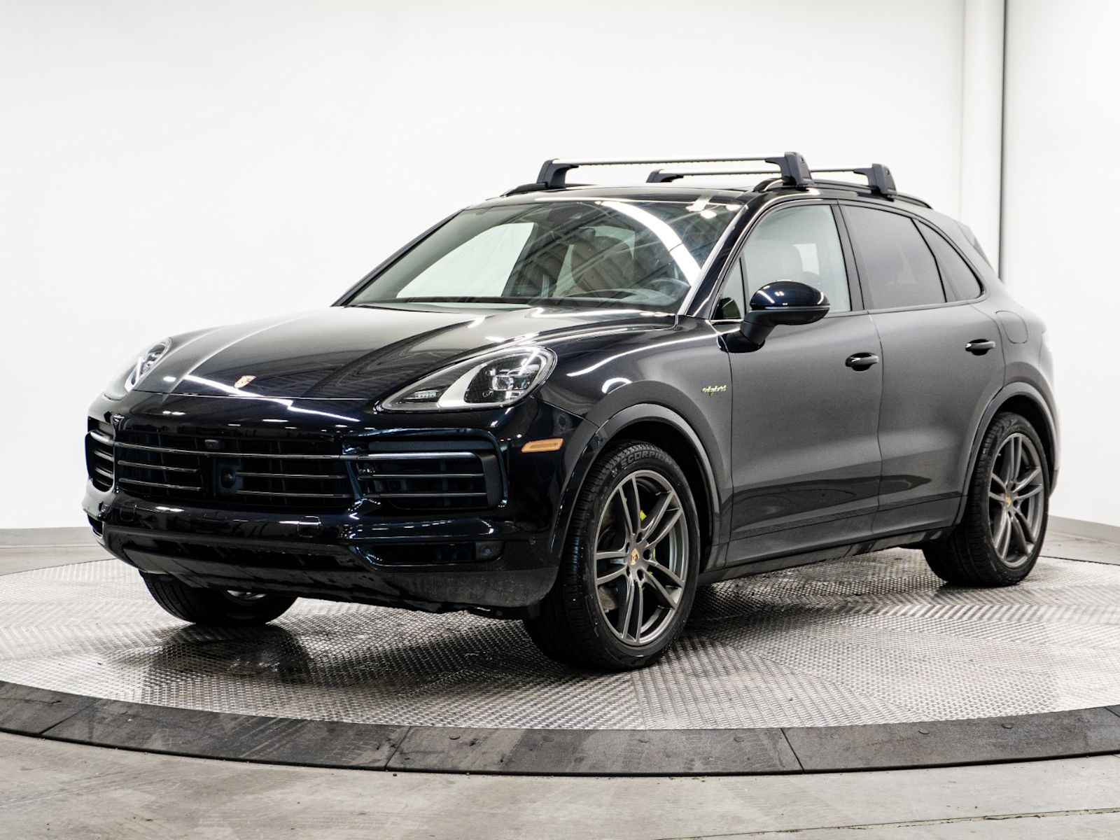 2023 Porsche Cayenne AWD SUV / Crossover All-Wheel Drive 8-Speed Automatic