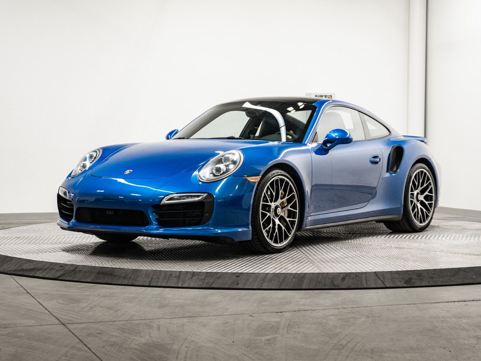  2014 Porsche 911 Coupe All-Wheel Drive 7-Speed Automatic