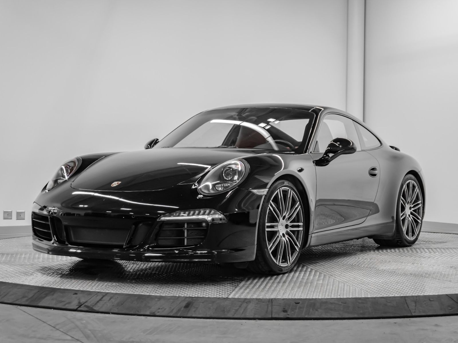2015 Porsche 911 Coupe Rear-Wheel Drive 7-Speed Manual