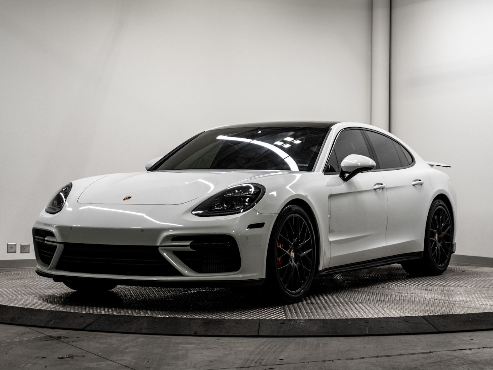 2017 Porsche Panamera Turbo Sedan All-Wheel Drive 8-Speed Automatic