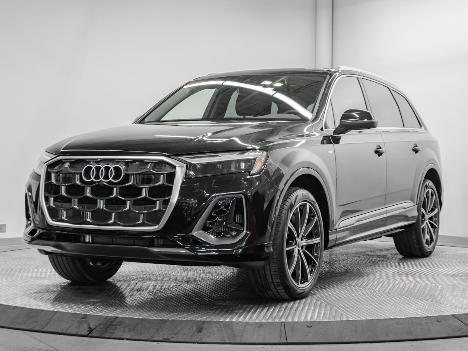 2026 Audi Q7 SUV / Crossover All-Wheel Drive 8-Speed Automatic