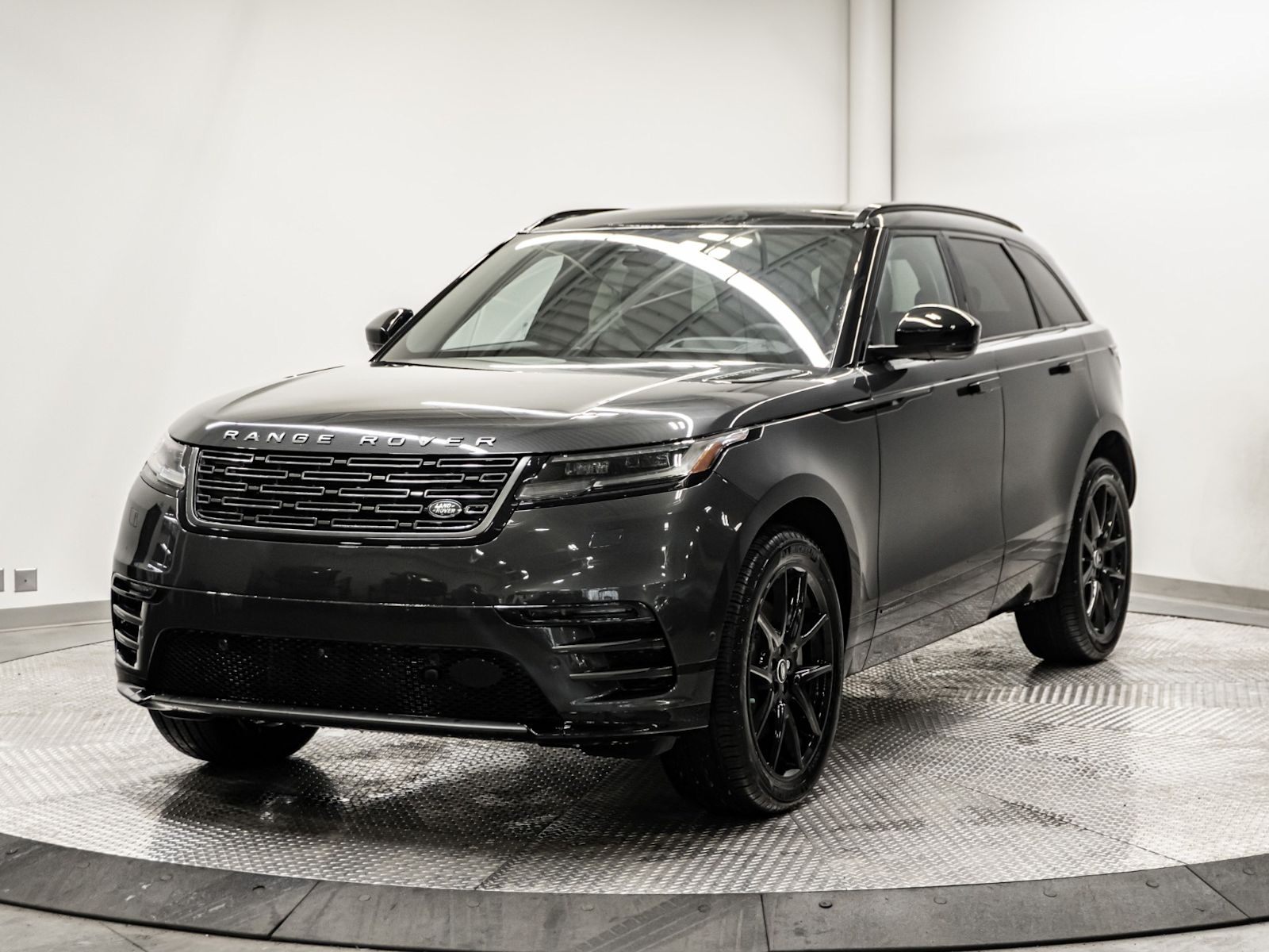 2026 Land Rover Range Rover Velar SUV / Crossover 8-Speed Automatic