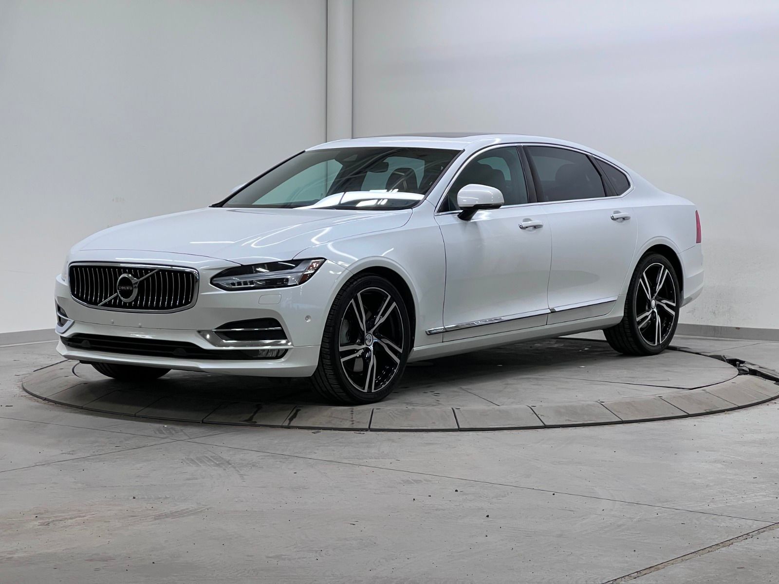 2018 Volvo S90 T6 Inscription AWD