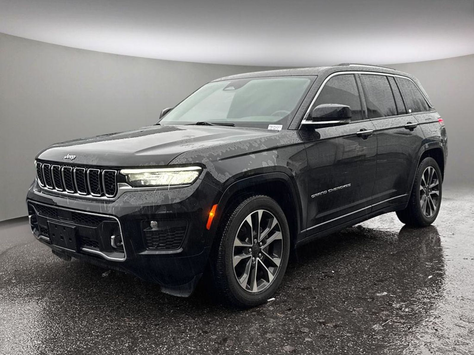 2023 Jeep Grand Cherokee Overland 4WD