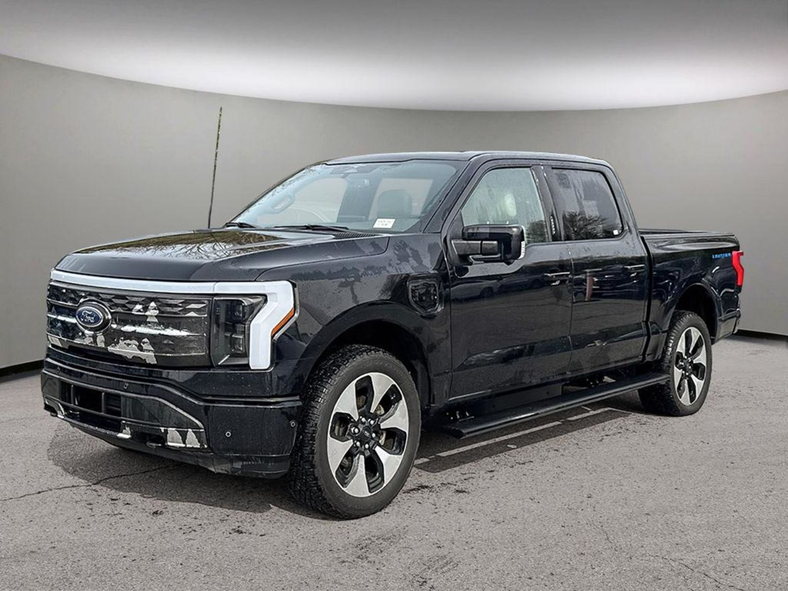 Ford F-150 Lightning Platinum SuperCrew AWD