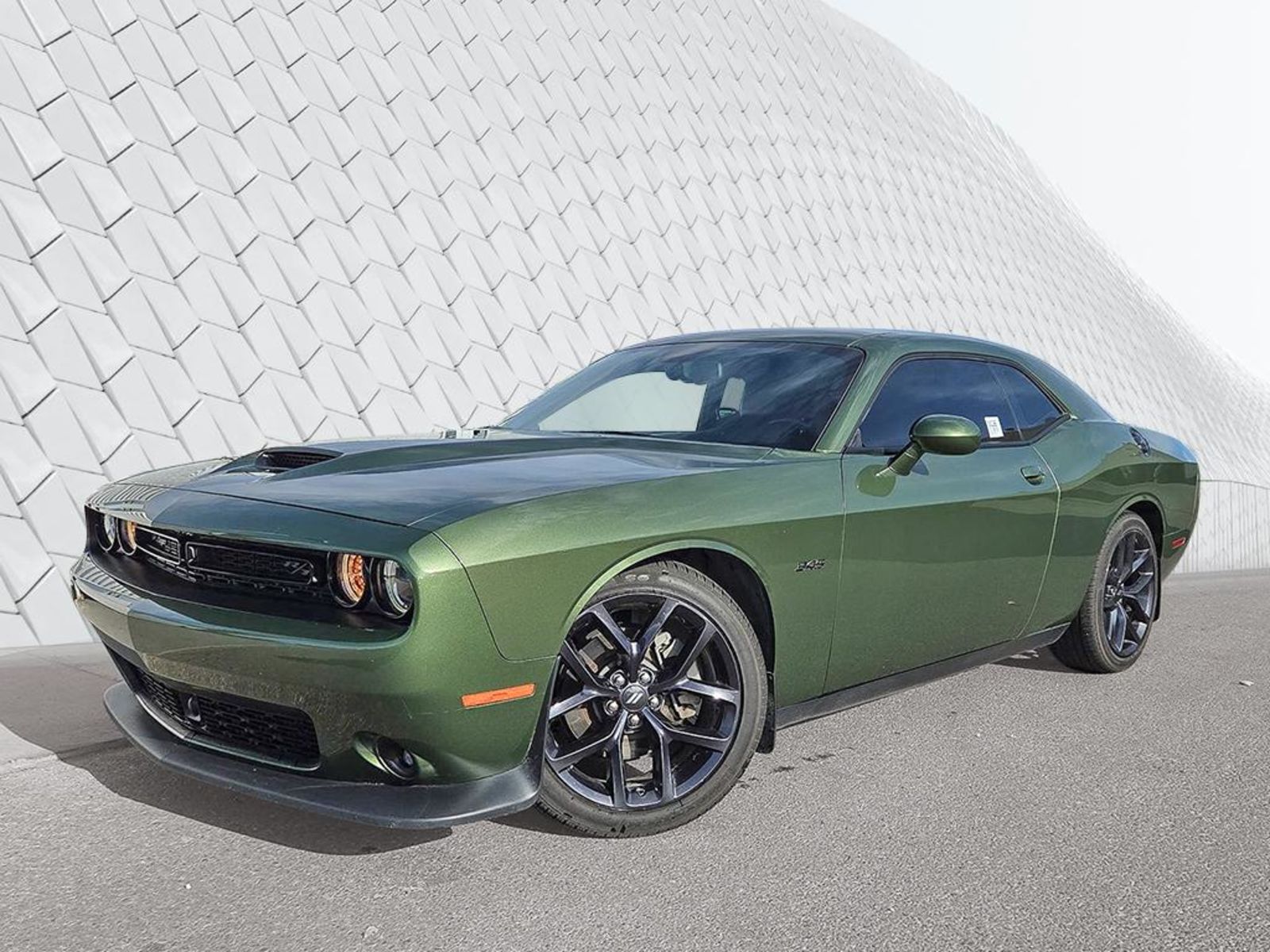 2023 Dodge Challenger R/T RWD