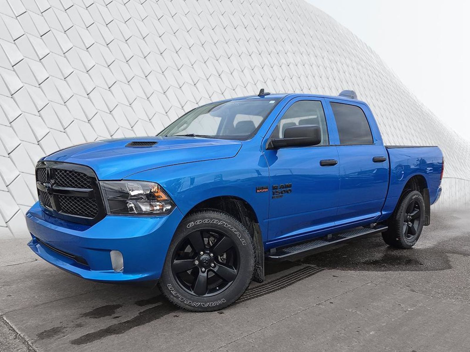2022 RAM 1500 Pickup Truck Four-Wheel Drive 8-Speed Automatic
