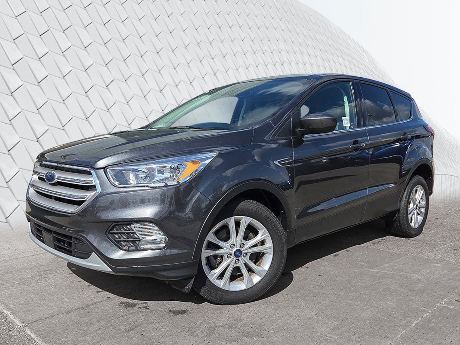 2019 Ford Escape SUV / Crossover All-Wheel Drive 6-Speed Automatic