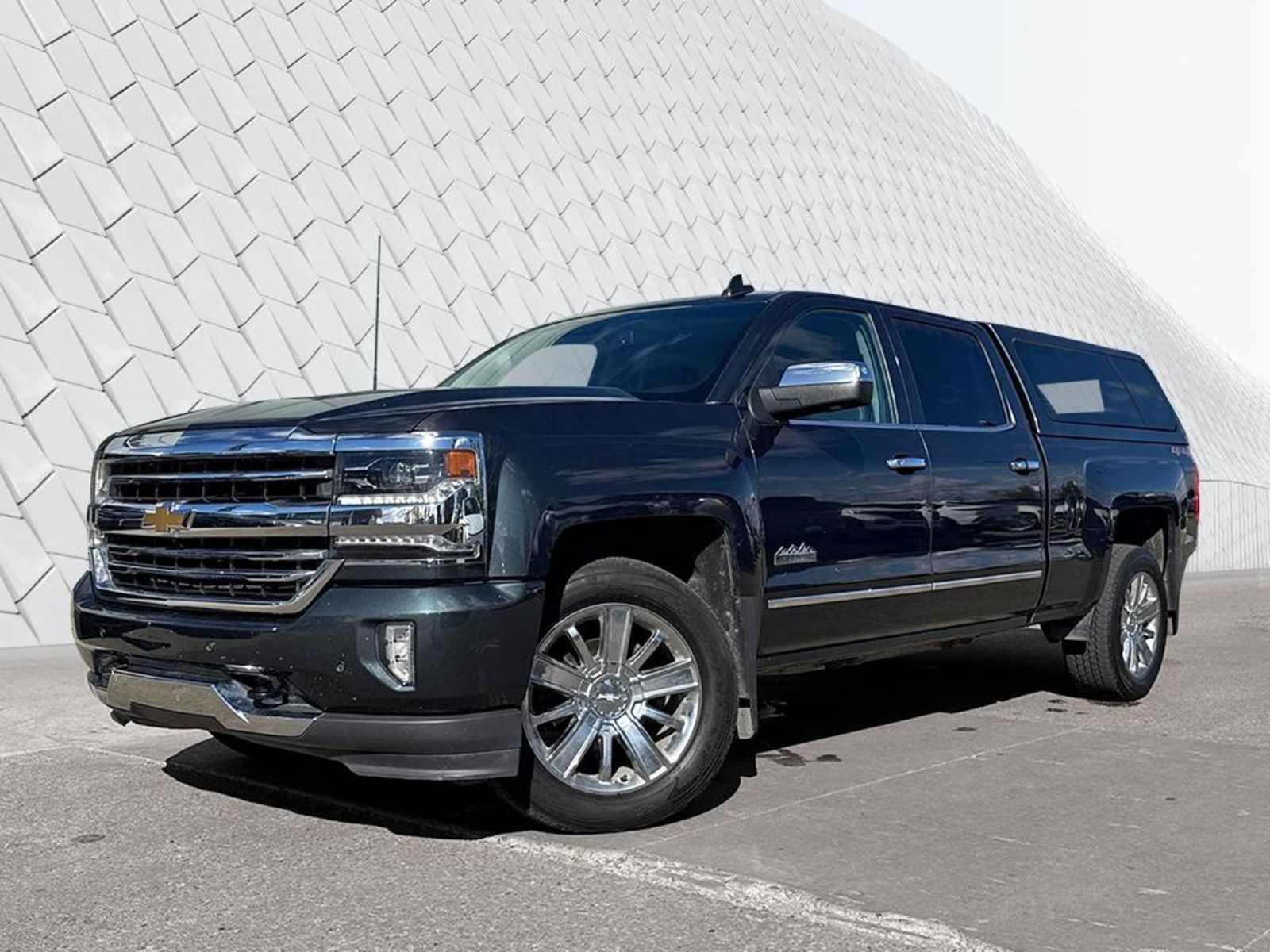 2017 Chevrolet Silverado 1500 Pickup Truck Four-Wheel Drive 8-Speed Automatic