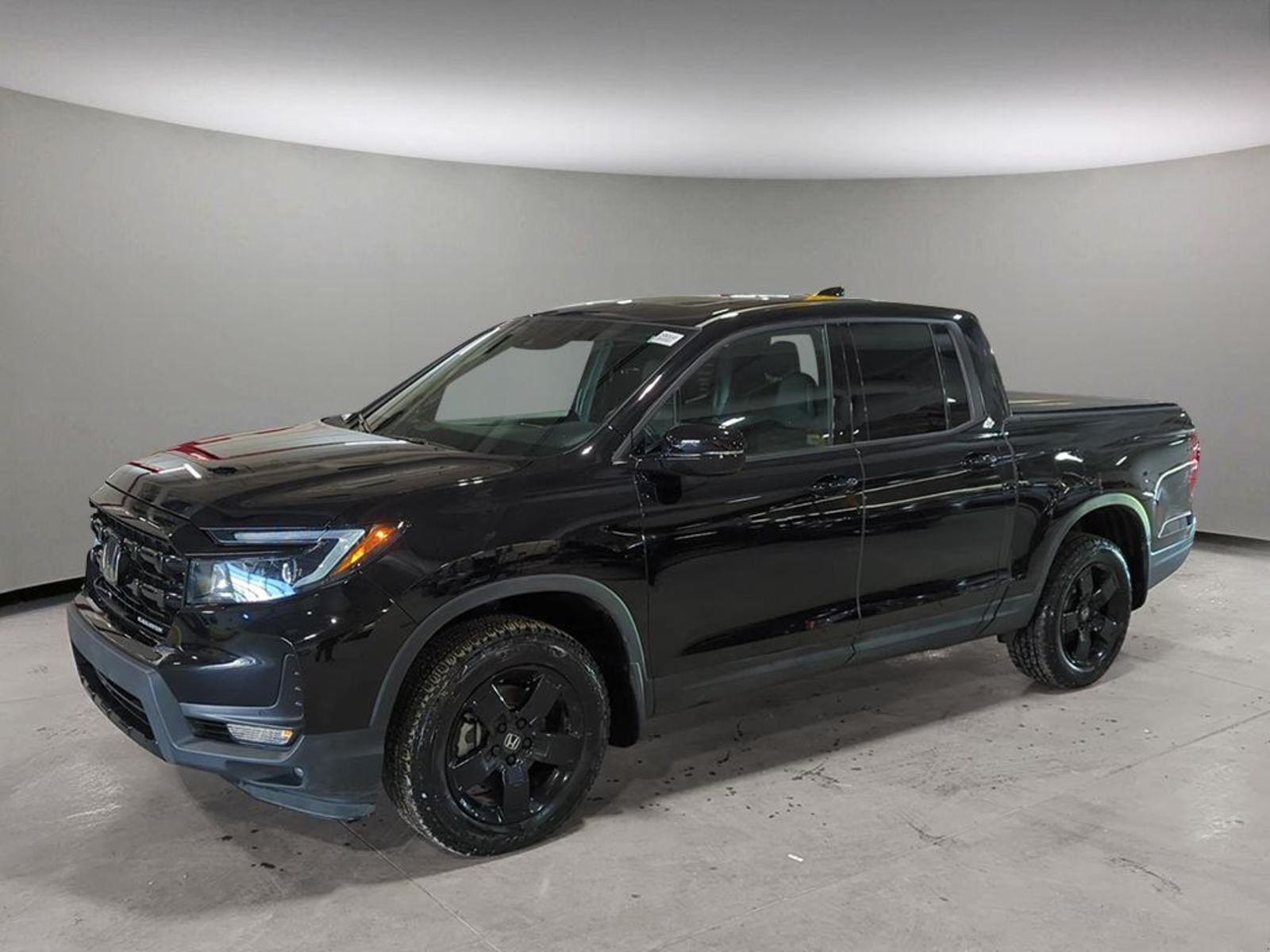 Honda Ridgeline Black Edition AWD 2025