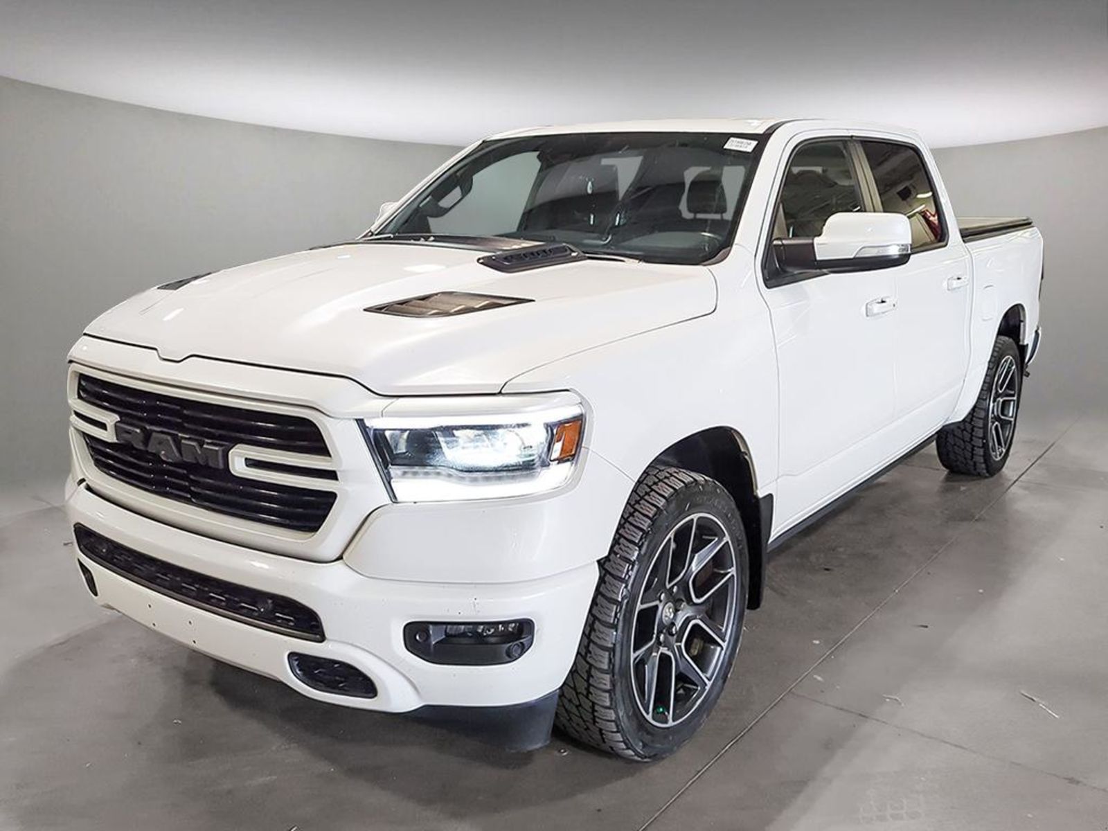 2019 RAM 1500 Pickup Truck 8-Speed Automatic