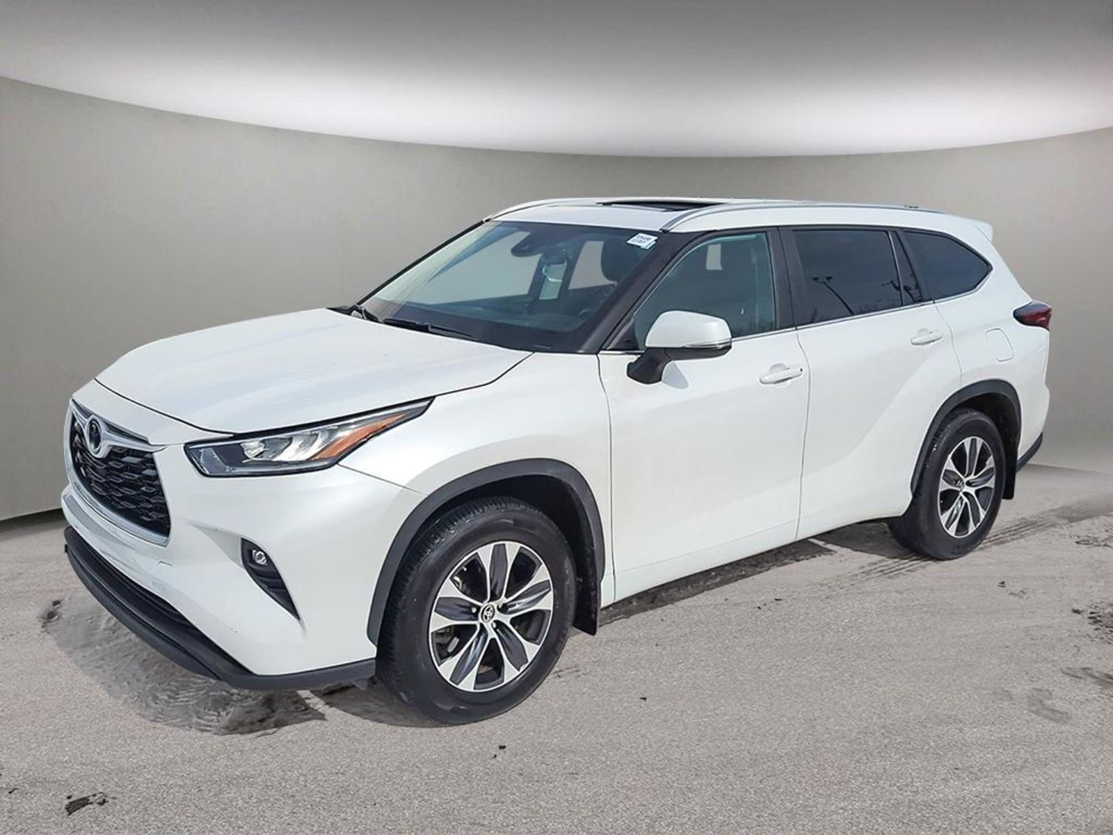 2024 Toyota Highlander XLE AWD