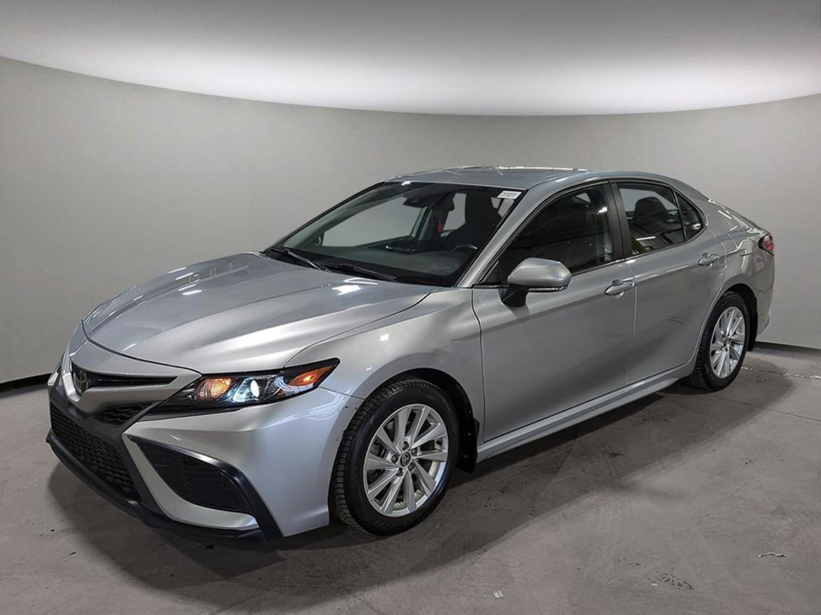 2022 Toyota Camry SE FWD