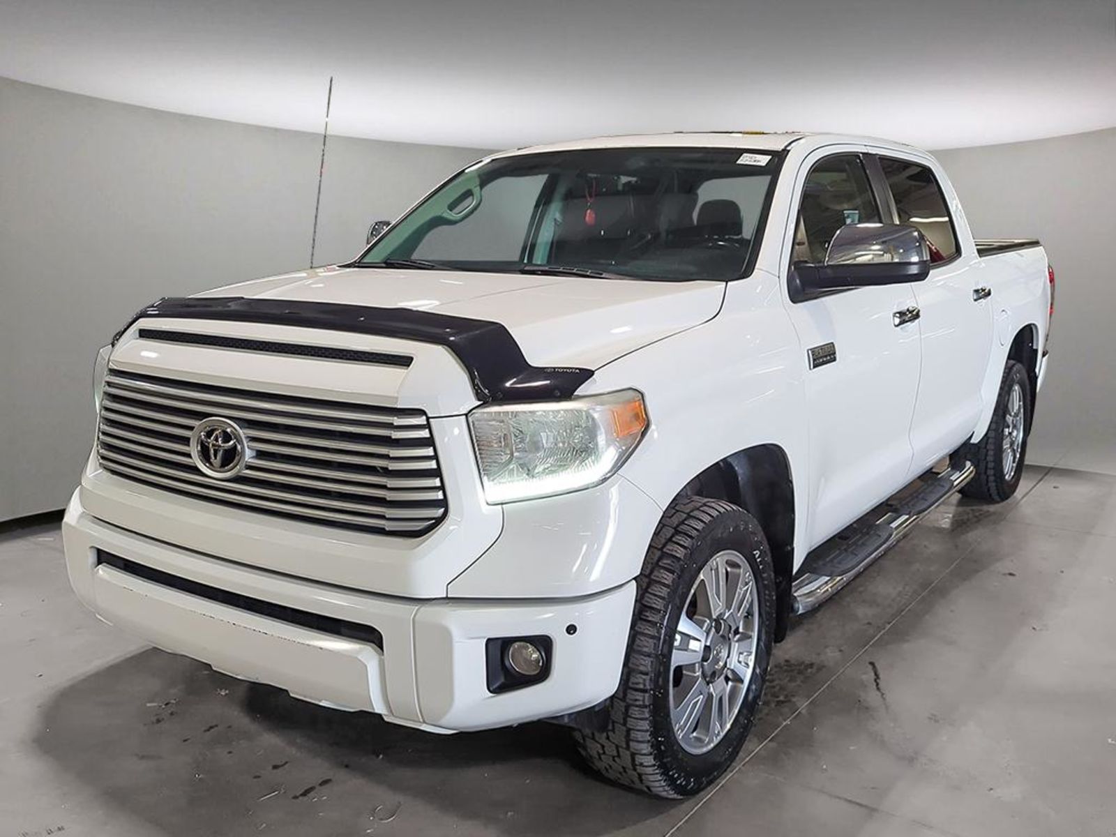  2017 Toyota Tundra Pickup Truck Four-Wheel Drive 6-Speed Automatic