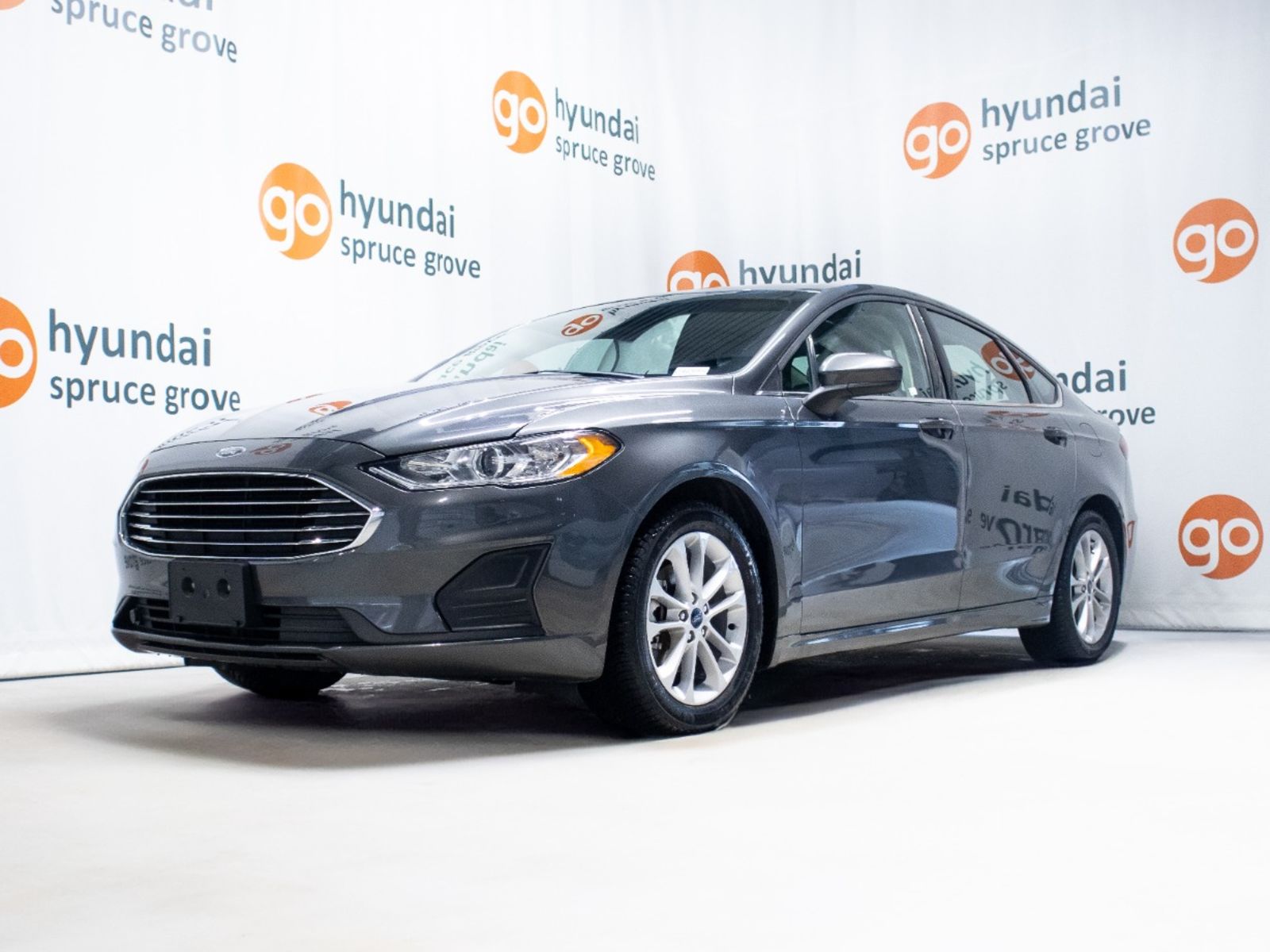 2020 Ford Fusion SE FWD