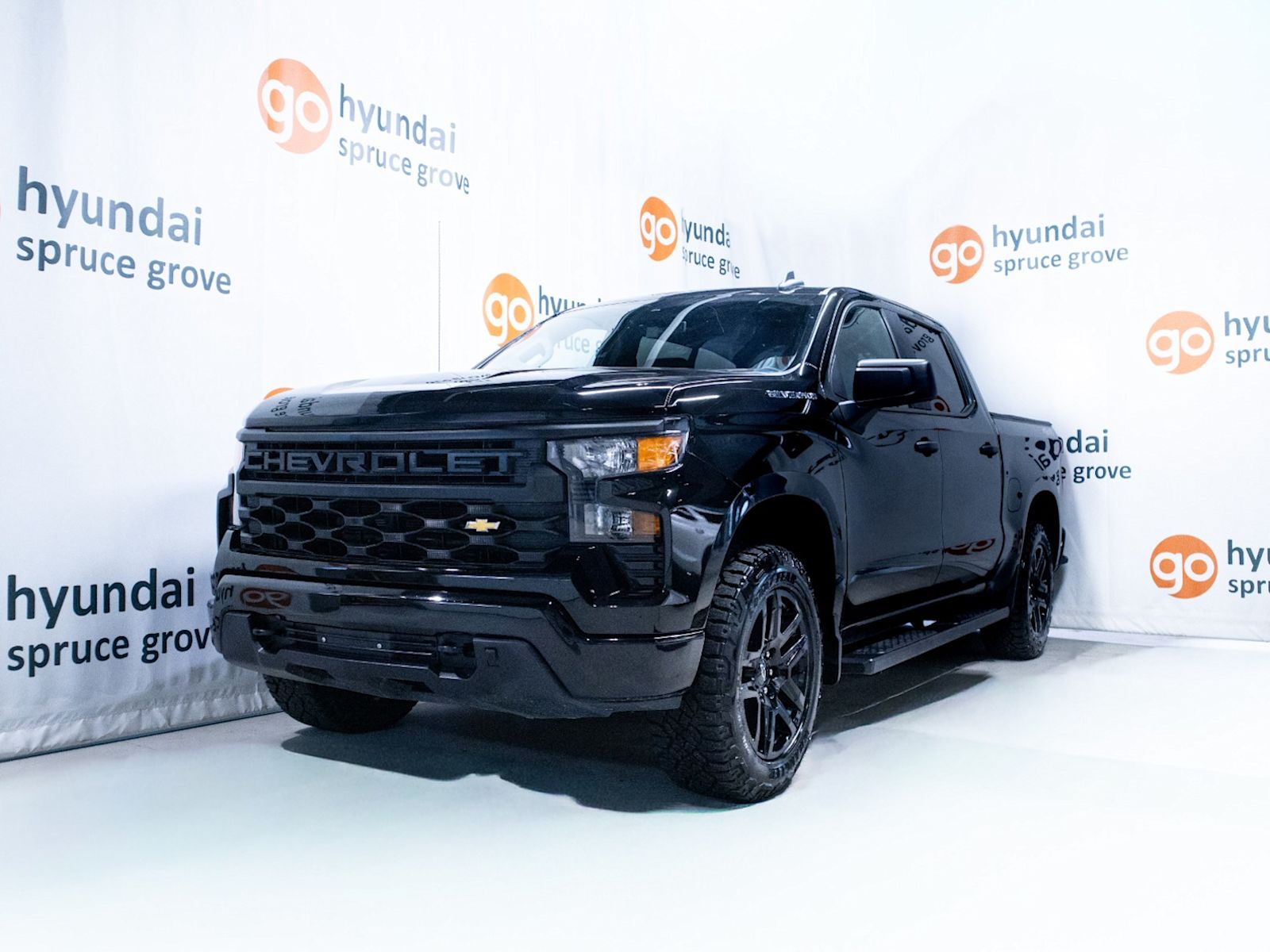 2024 Chevrolet Silverado 1500 Custom Crew Cab 4WD