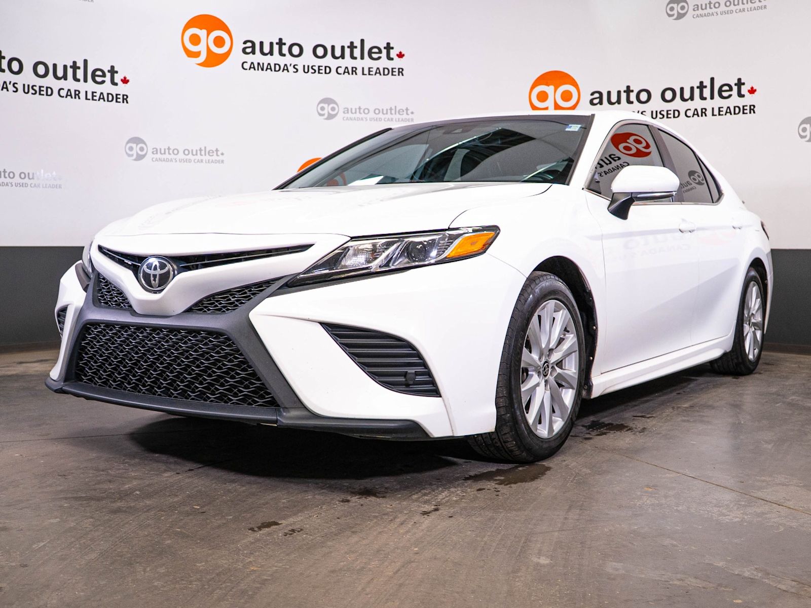 2020 Toyota Camry SE AWD