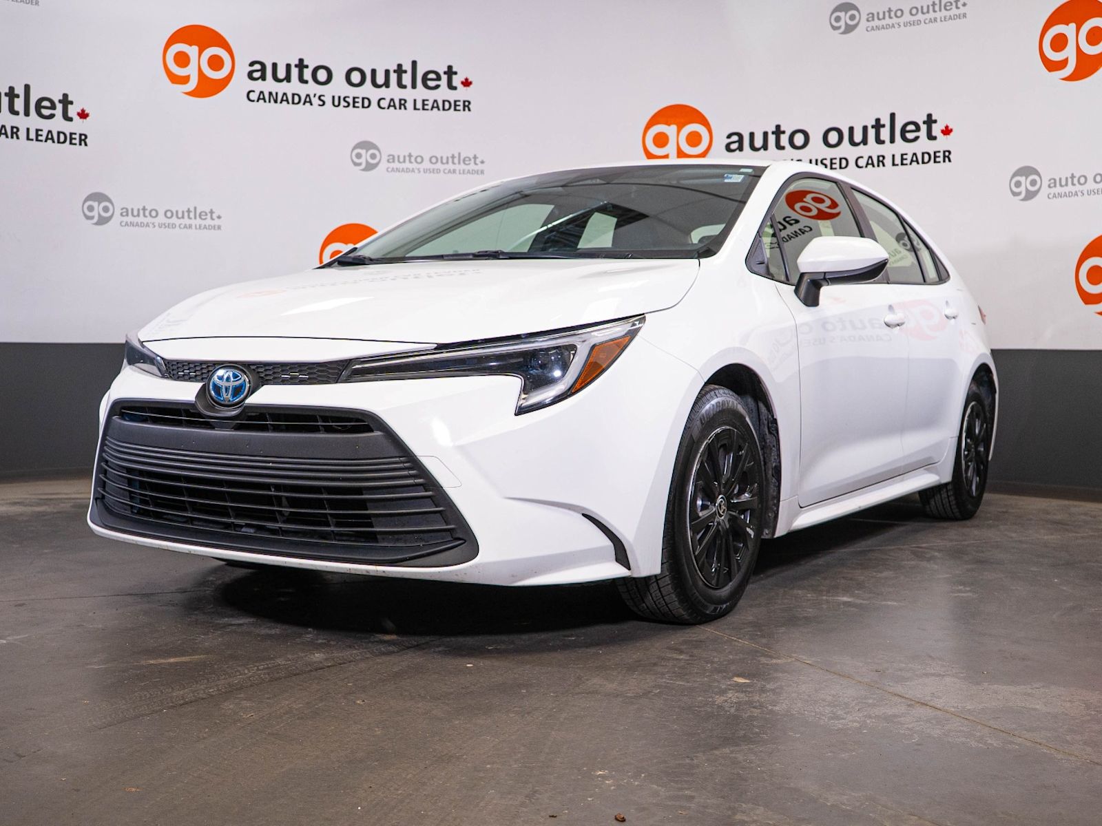  2025 Toyota Corolla Hybrid Sedan Front-Wheel Drive Continuously Variable Transmission