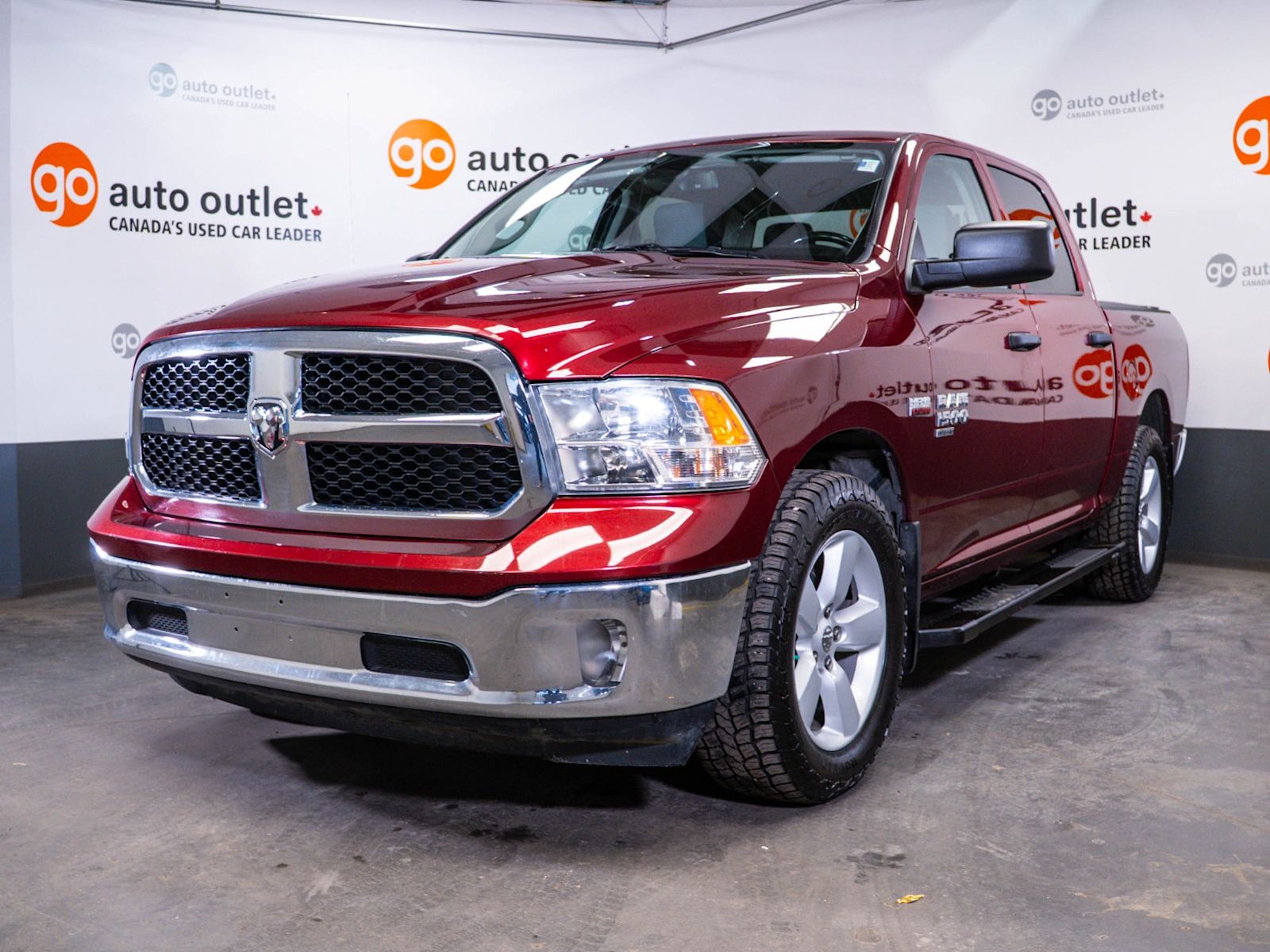 2023 RAM 1500 Classic Tradesman Crew Cab 4WD Pickup Truck Four-Wheel Drive 8-Speed Automatic