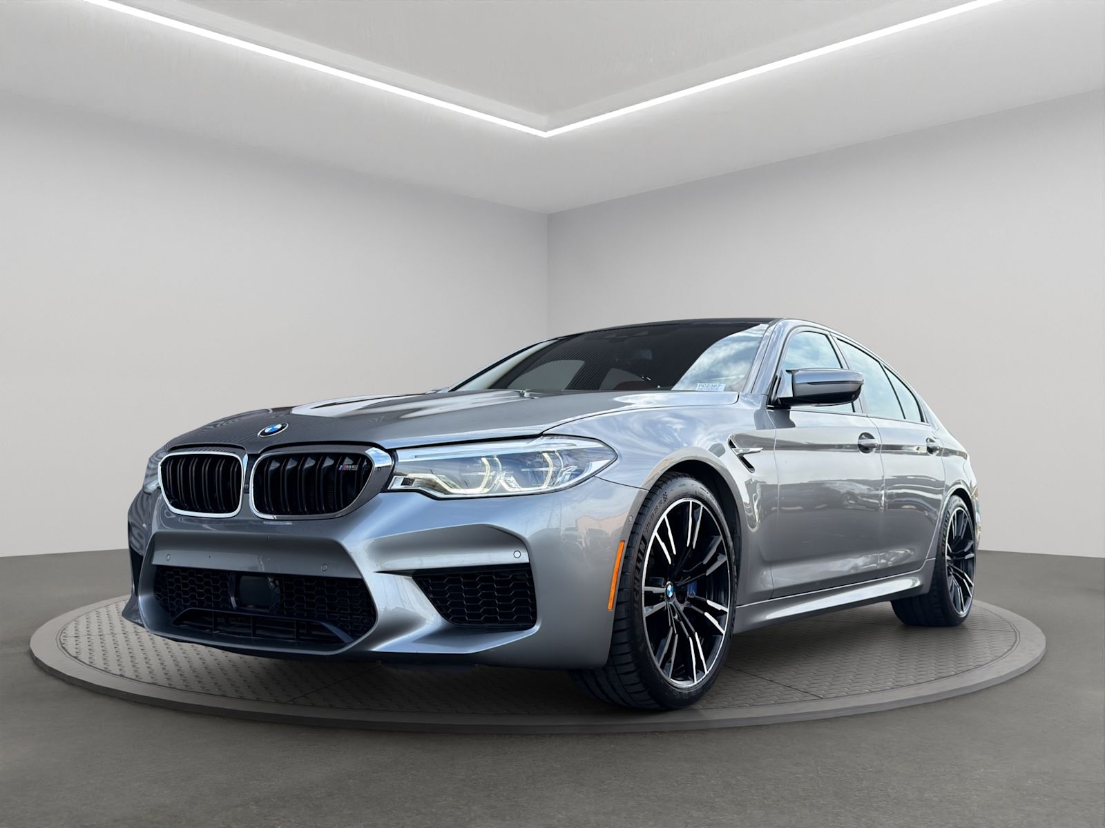  2019 BMW M5 Sedan  8-Speed Automatic
