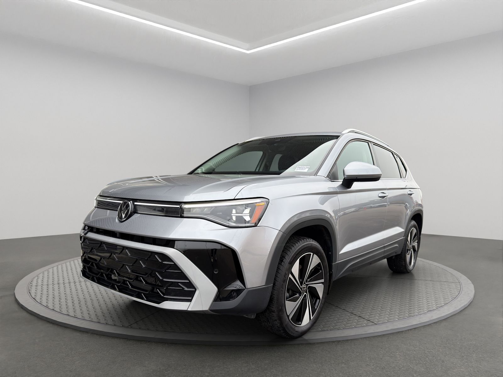  2025 Volkswagen Taos SUV / Crossover  8-Speed Automatic