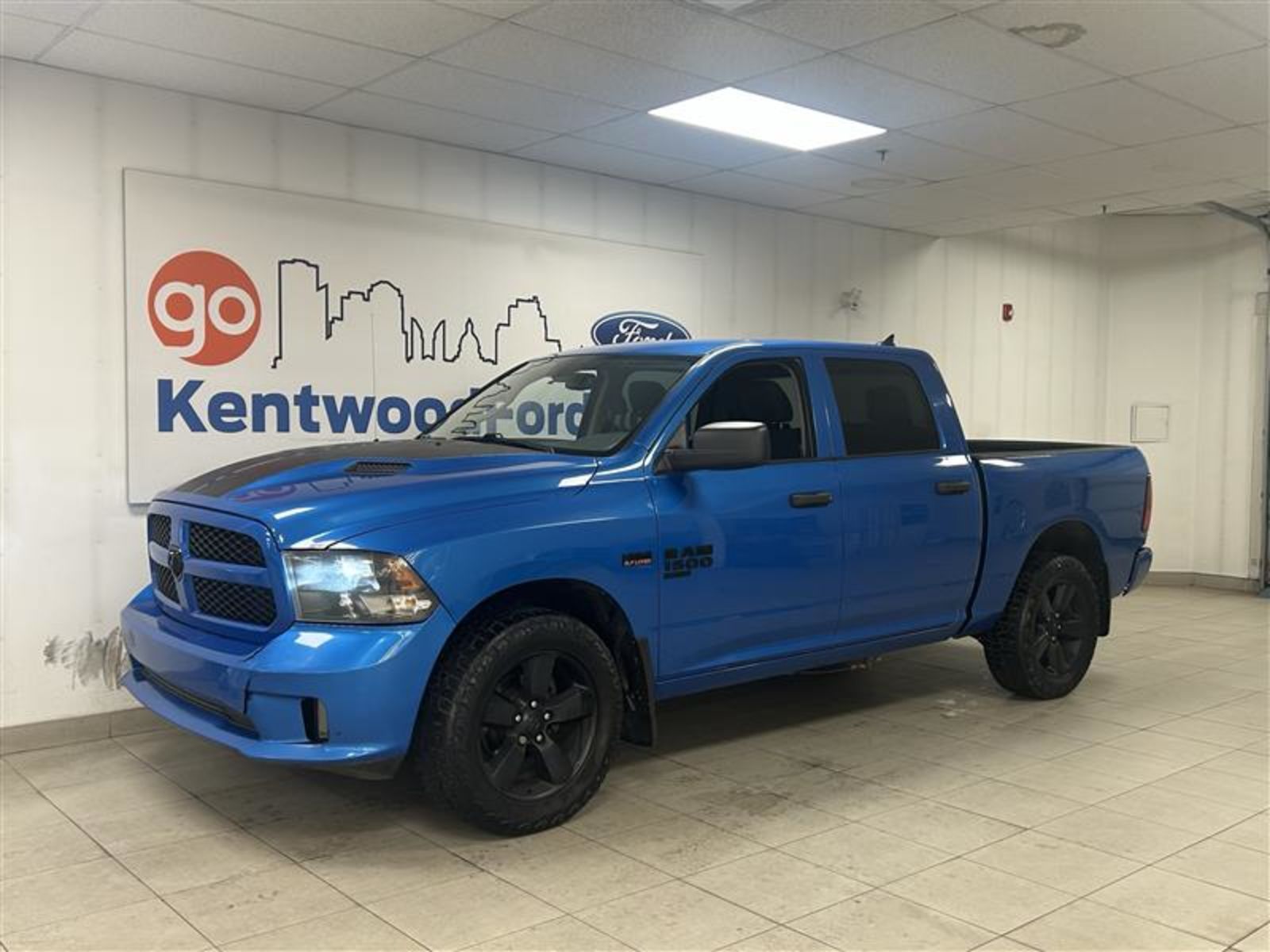  2019 RAM 1500 Classic Express Crew Cab 4WD   