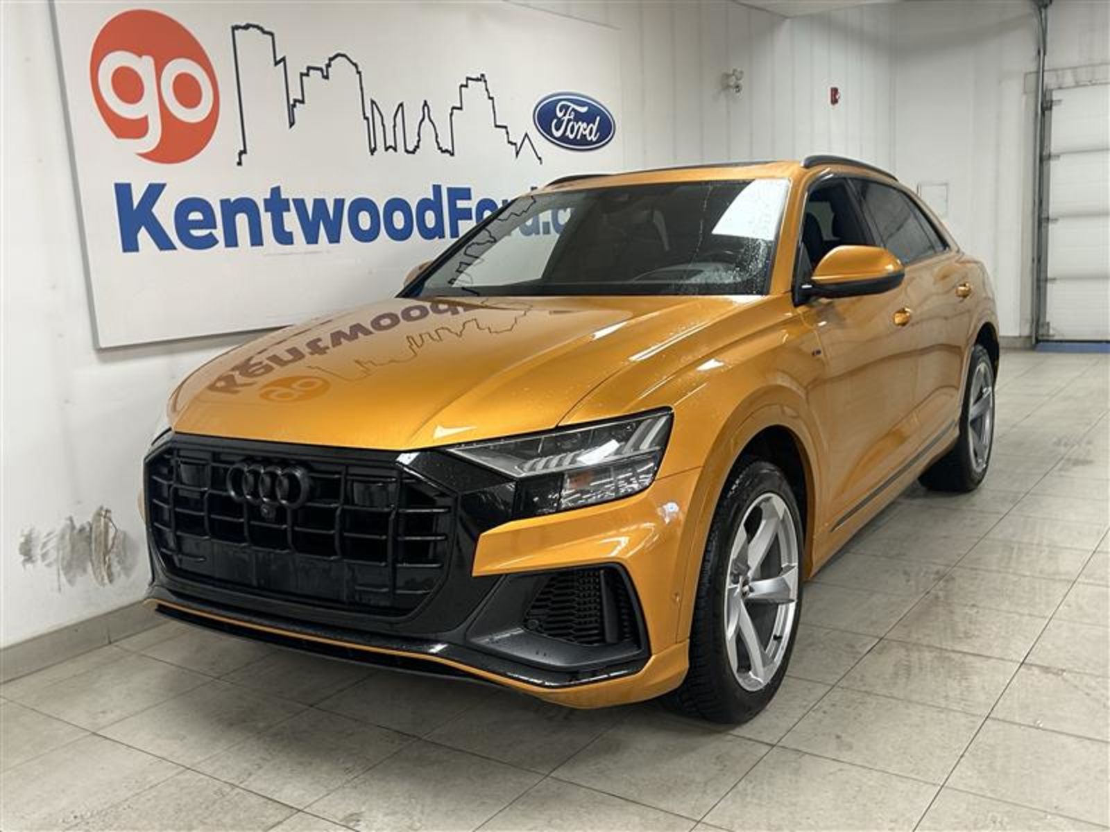  2019 Audi Q8 SUV / Crossover  8-Speed Automatic