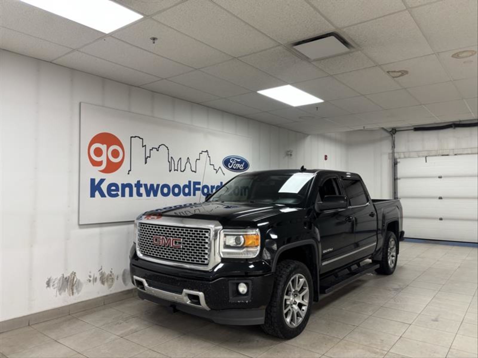  2015 GMC Sierra 1500 Pickup Truck Four-Wheel Drive 6-Speed Automatic