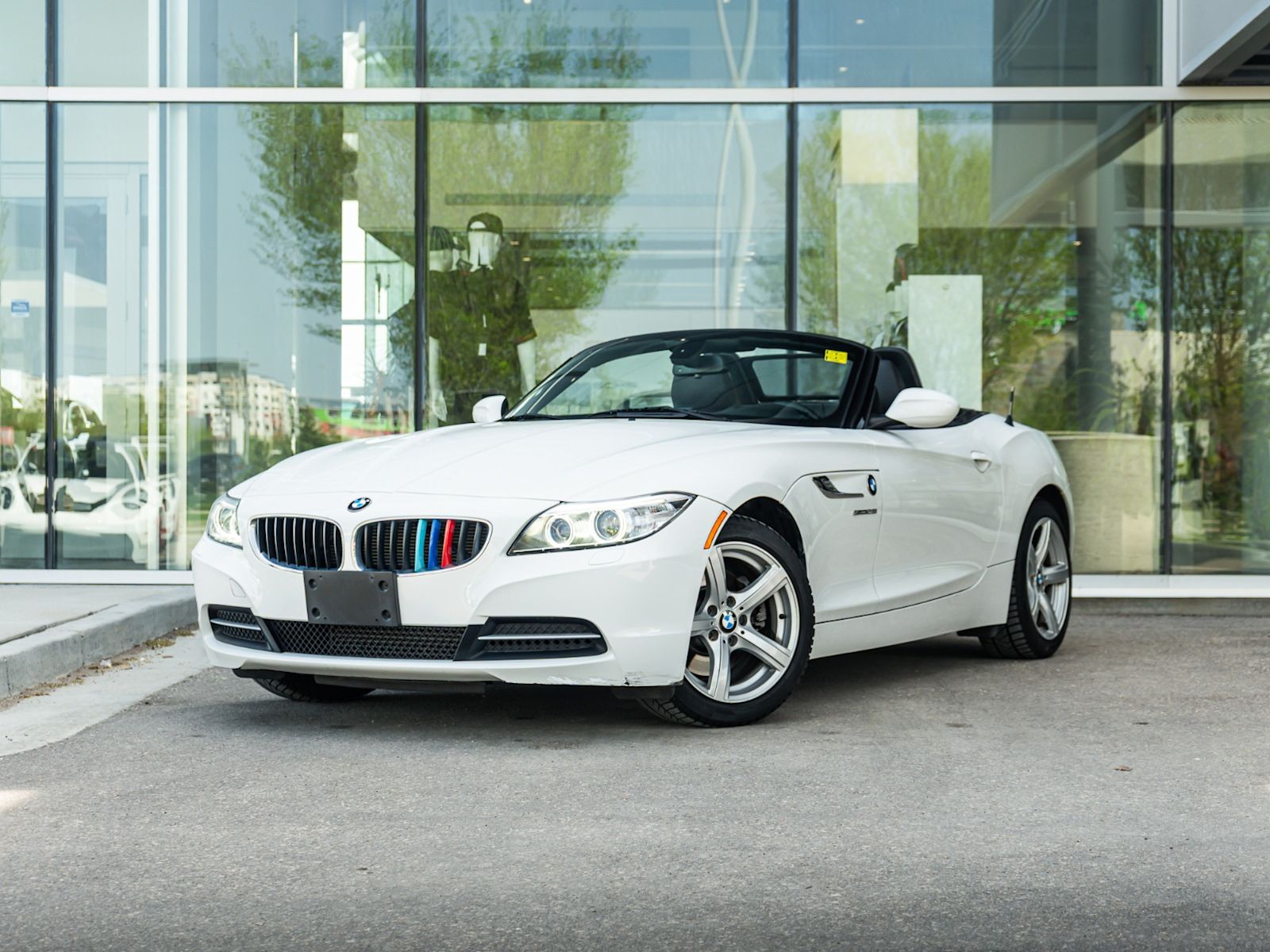 2015 BMW Z4 sDrive28i Roadster RWD   