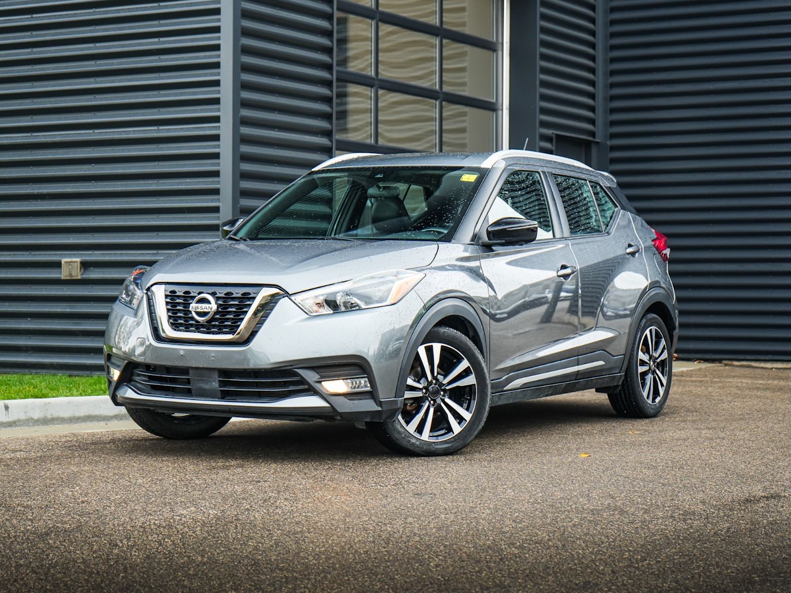 2020 Nissan Kicks SUV / Crossover Front-Wheel Drive Continuously Variable Transmission