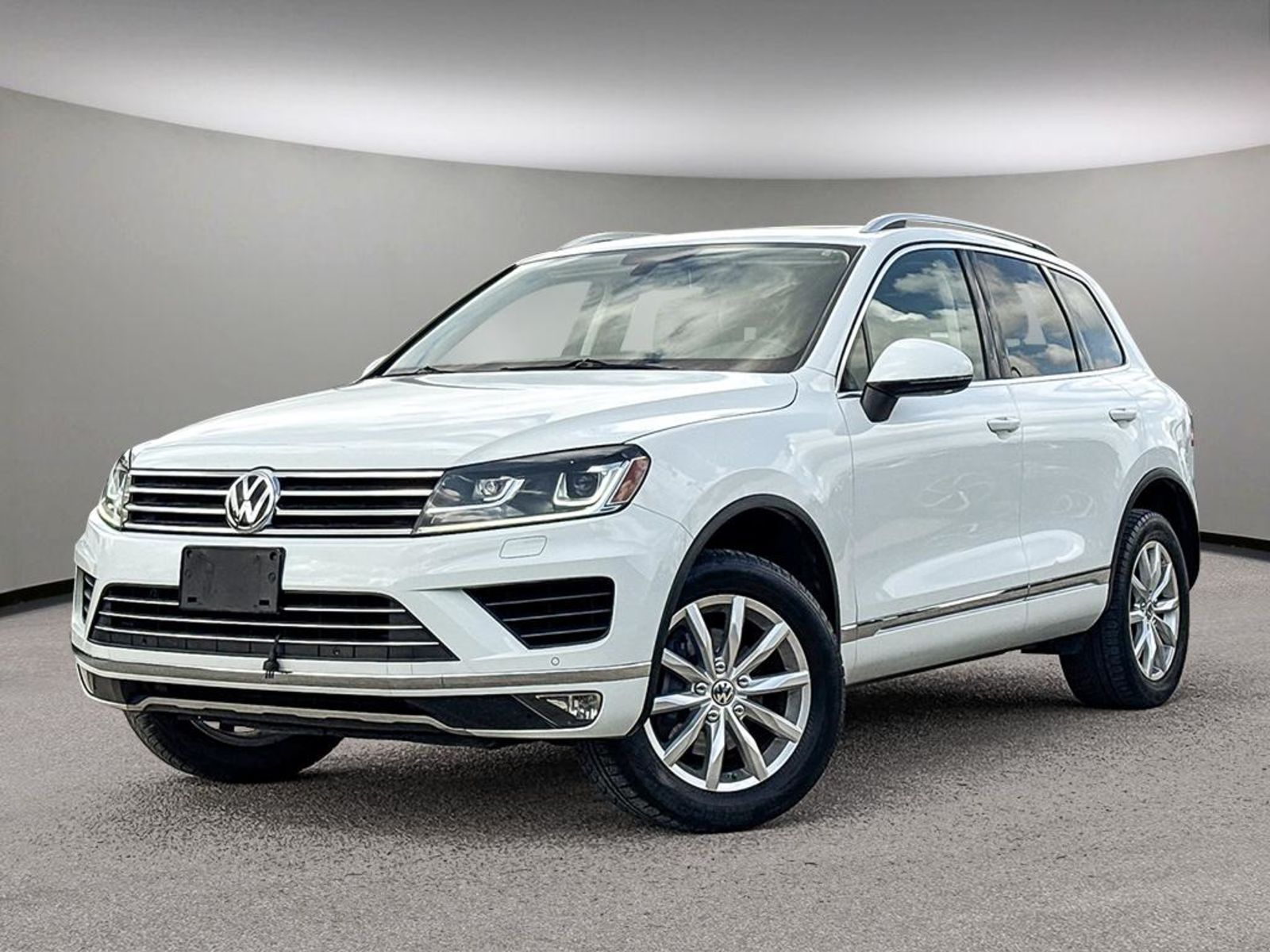 2016 Volkswagen Touareg SUV / Crossover 8-Speed Automatic