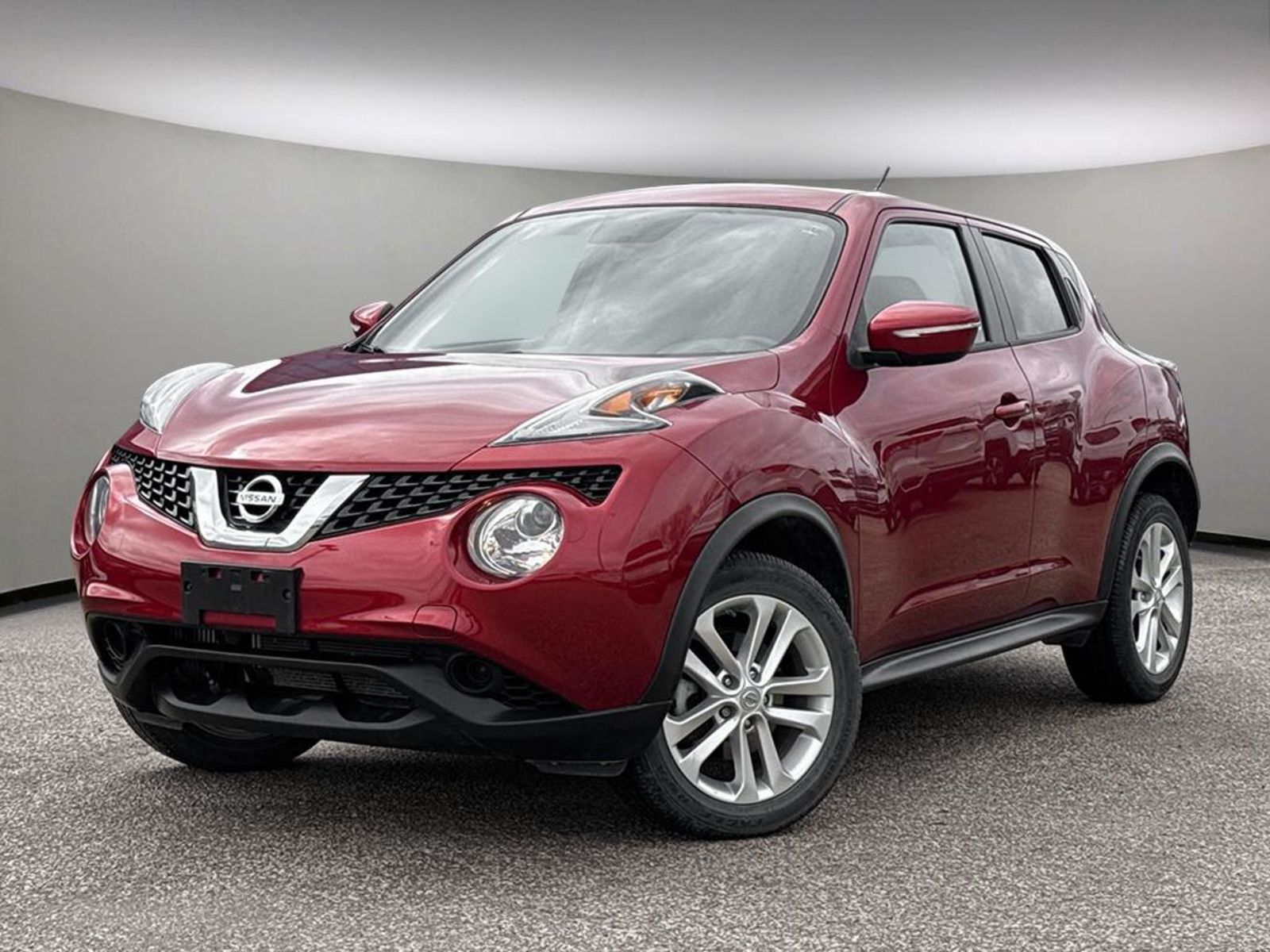  2016 Nissan Juke SV SUV / Crossover Front-Wheel Drive Continuously Variable Transmission