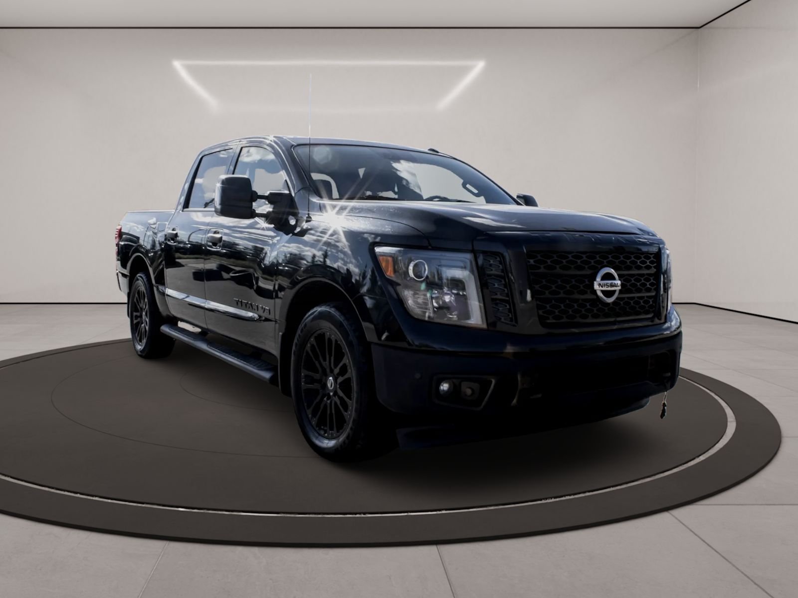  2018 Nissan Titan Pickup Truck Four-Wheel Drive 7-Speed Automatic