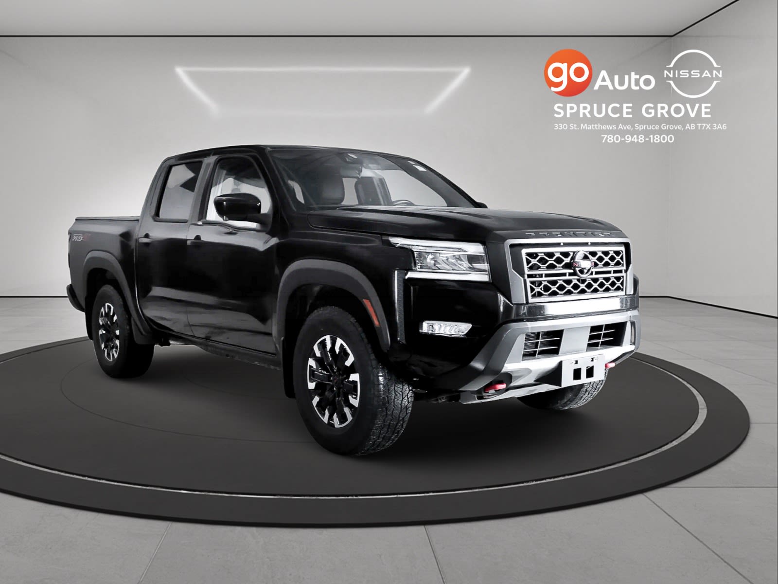  2022 Nissan Frontier PRO-4X Crew Cab 4WD   