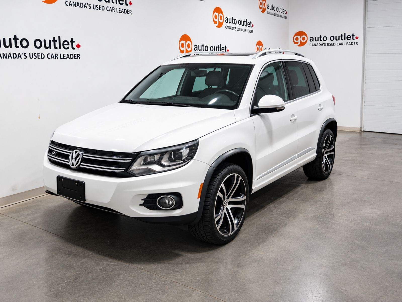 2017 Volkswagen Tiguan SUV / Crossover 6-Speed Automatic