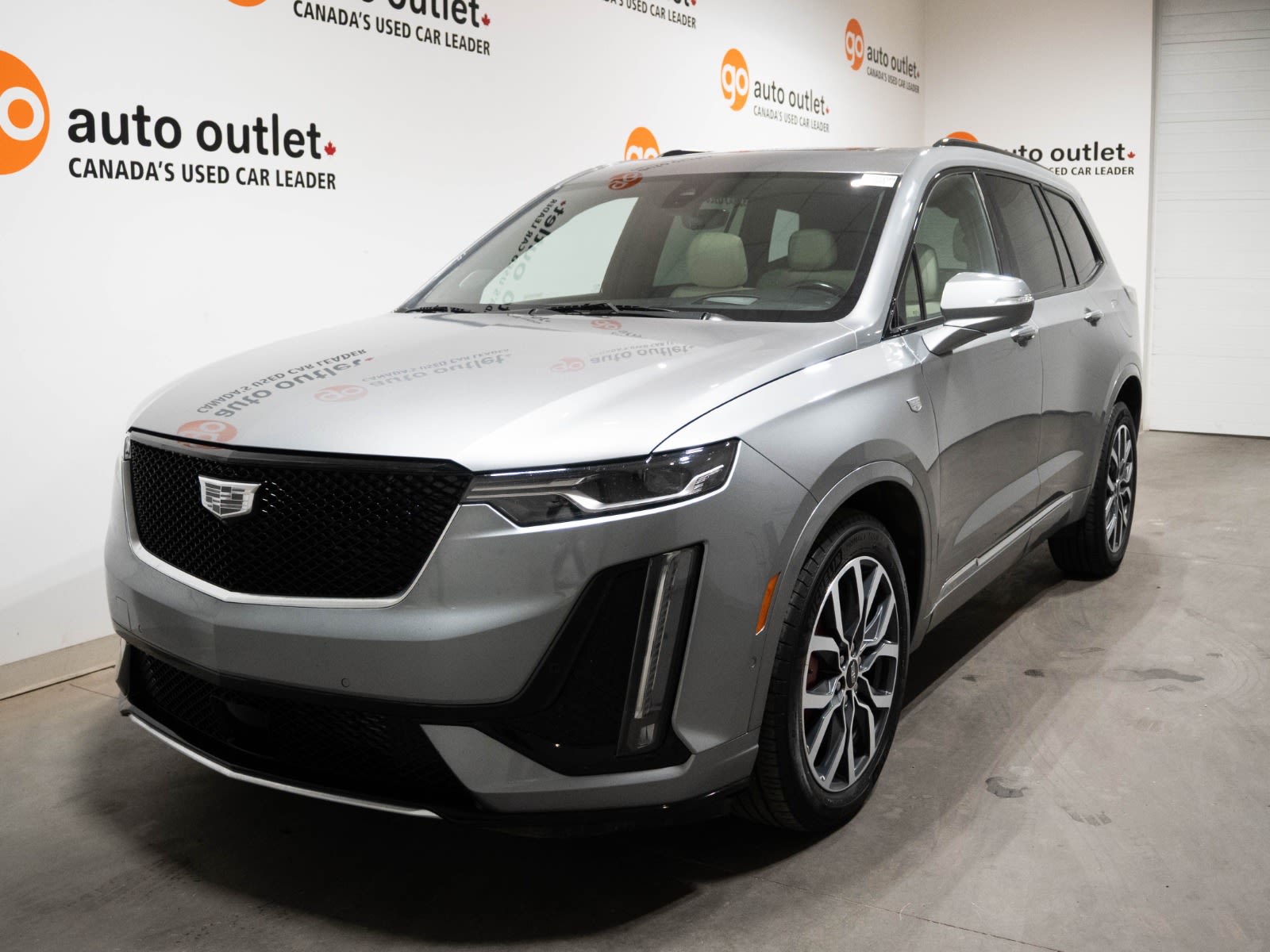  2023 Cadillac XT6 SUV / Crossover Four-Wheel Drive 9-Speed Automatic