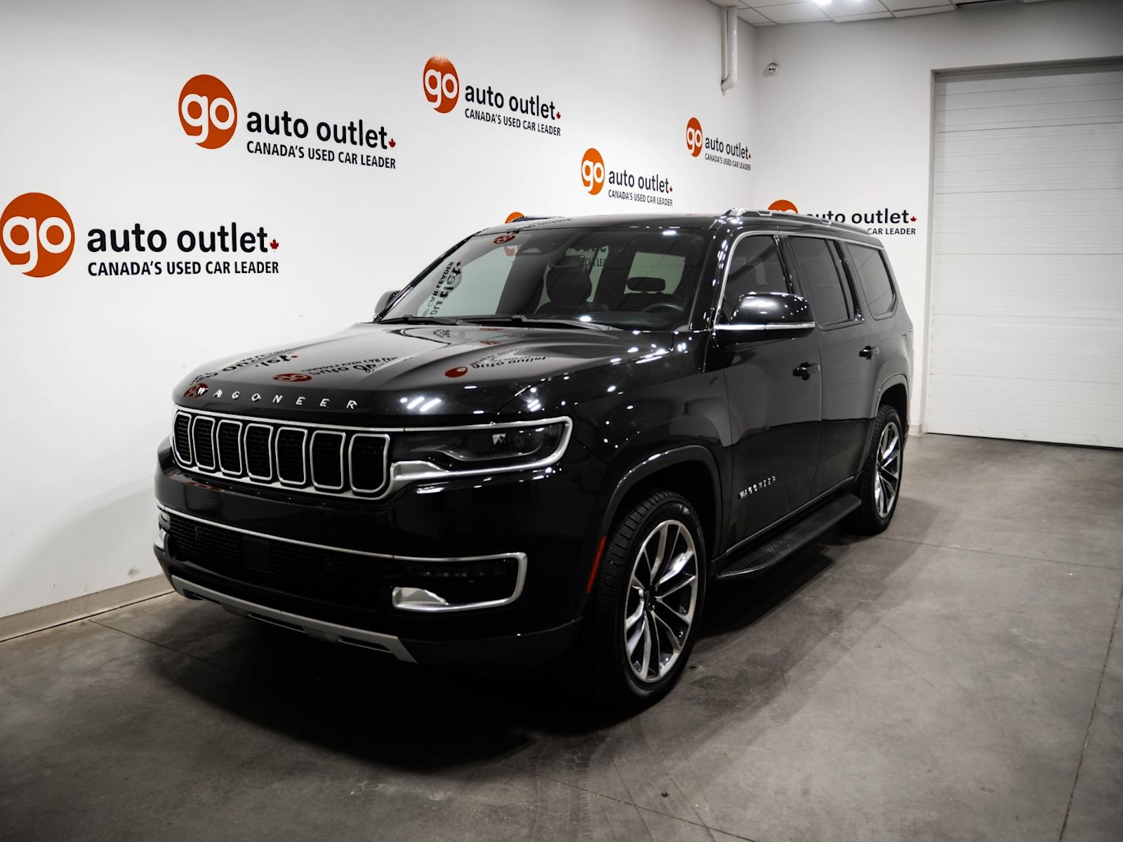  2022 Jeep Wagoneer SUV / Crossover Four-Wheel Drive 8-Speed Automatic