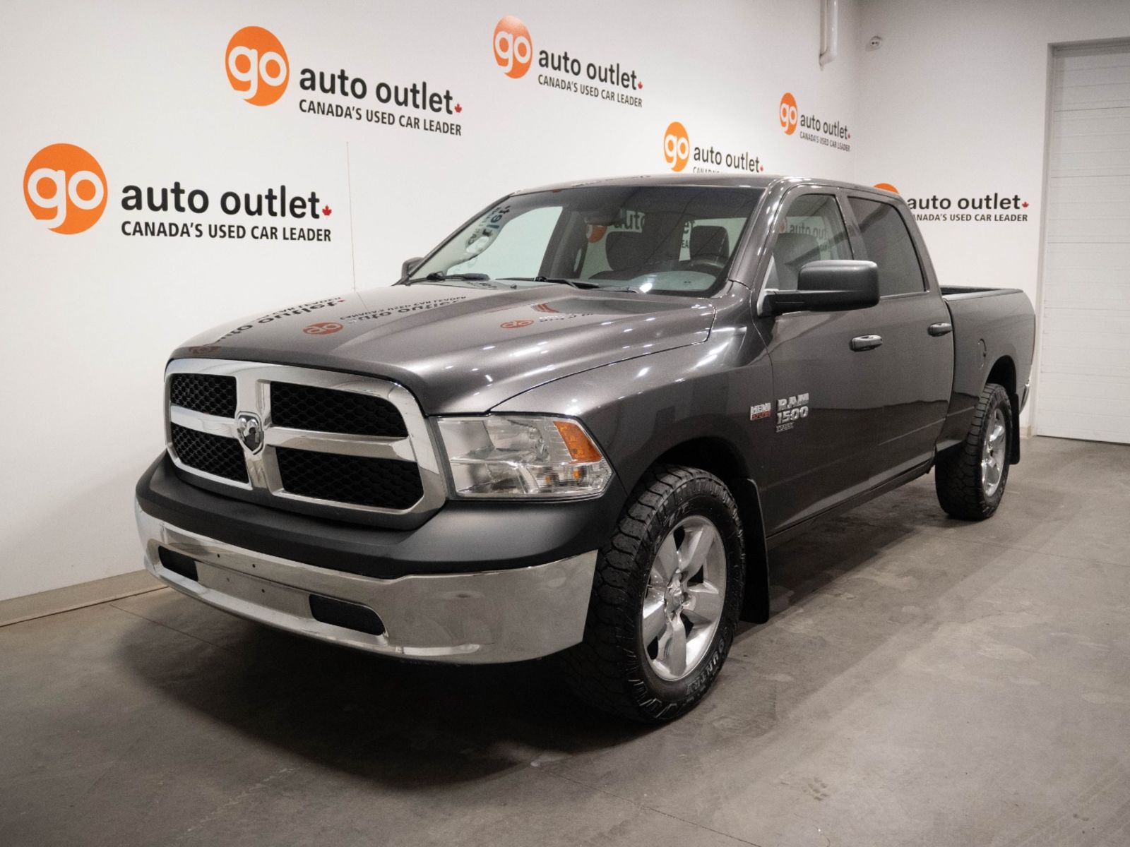  2019 RAM 1500 Pickup Truck Four-Wheel Drive 8-Speed Automatic