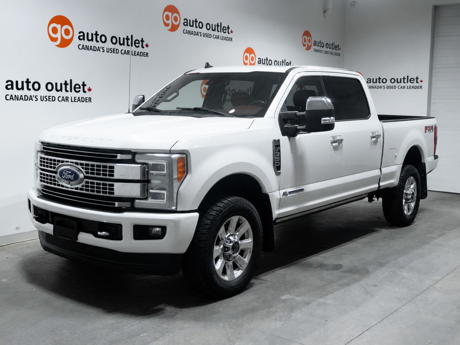  2019 Ford F-350 Super Duty Pickup Truck Four-Wheel Drive 6-Speed Automatic