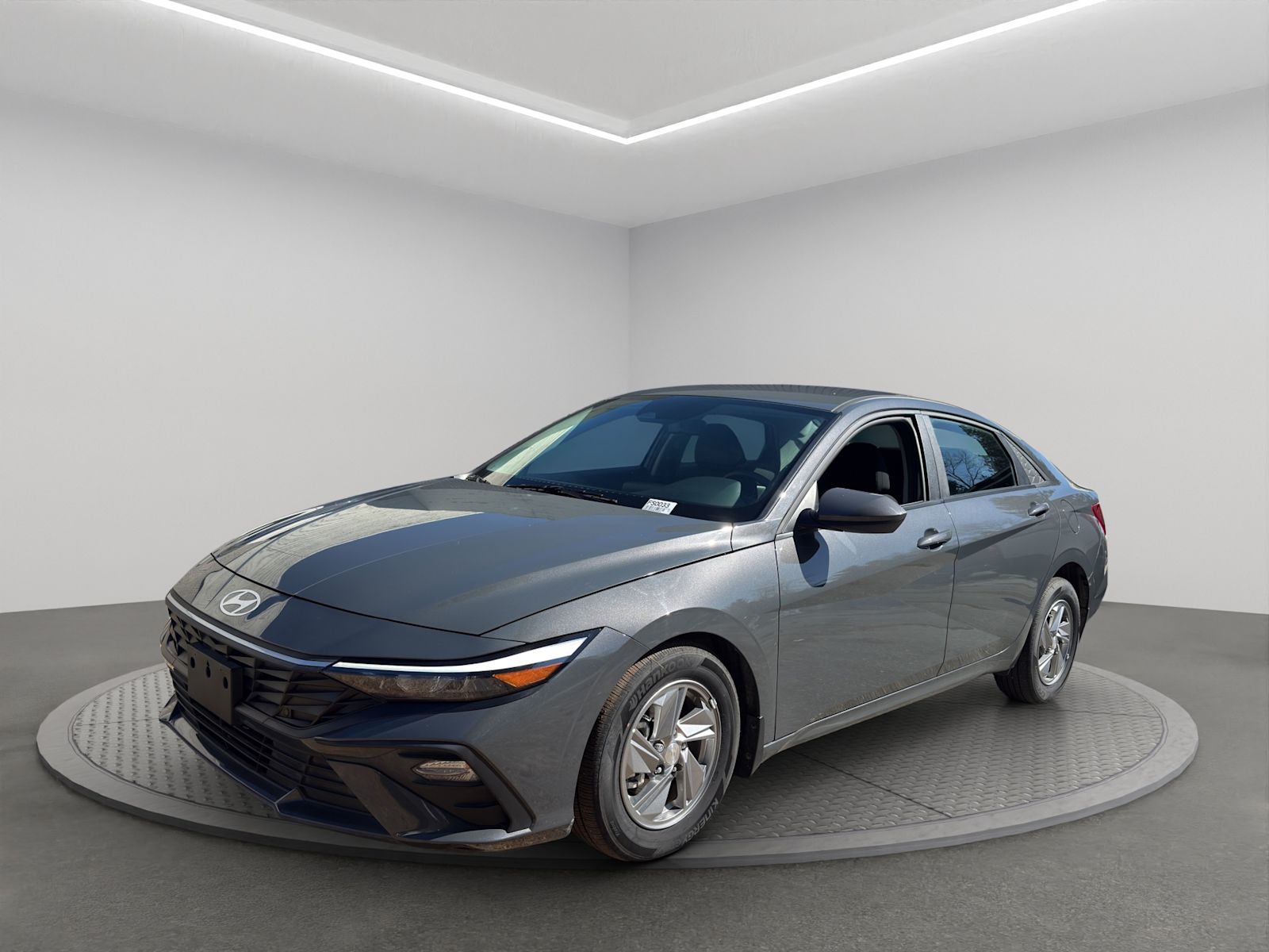 2024 Hyundai Elantra Essential FWD