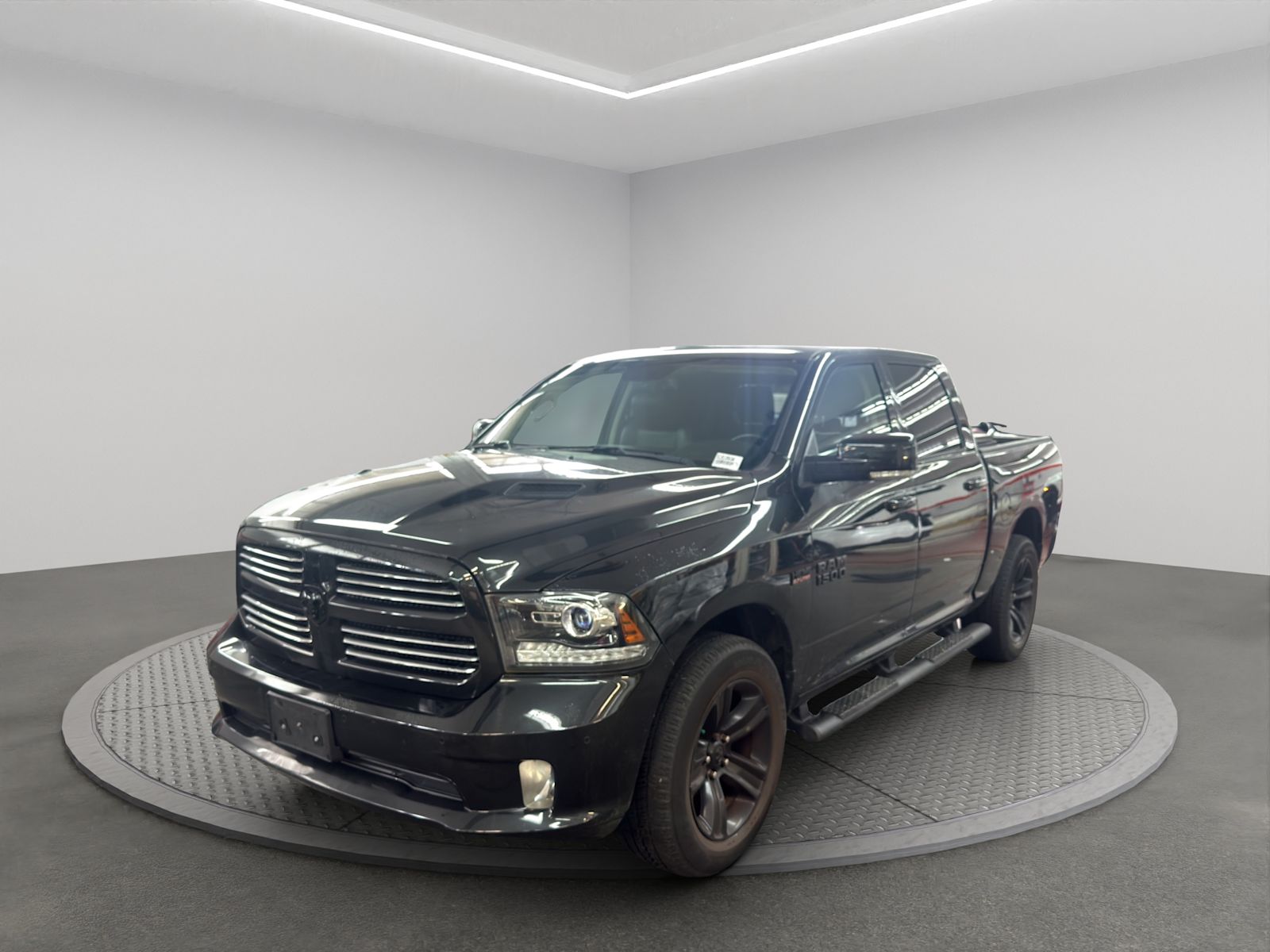 RAM 1500 Sport Crew Cab 4WD 2017