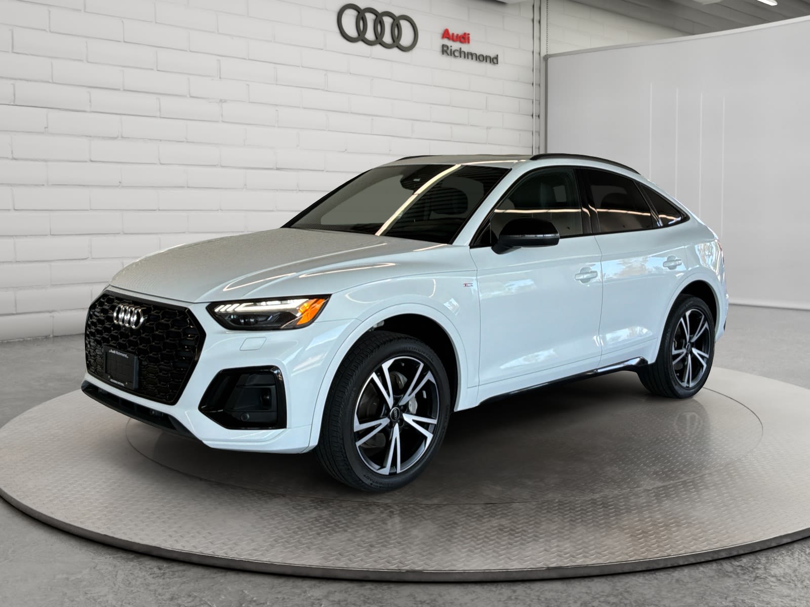  2023 Audi Q5 Sportback Sedan  7-Speed Automatic